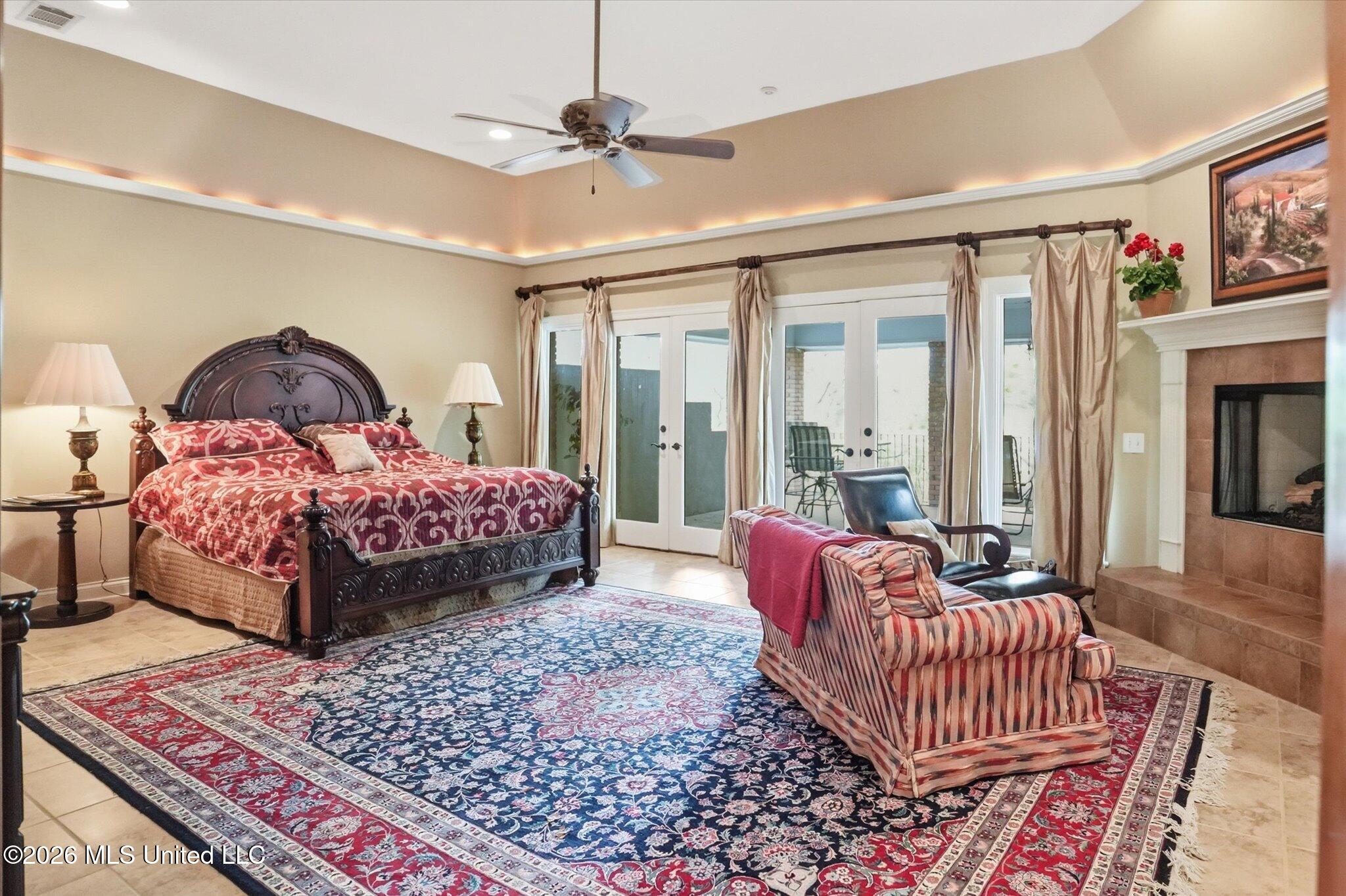 136 Swan Sea Lane Property Photo 44