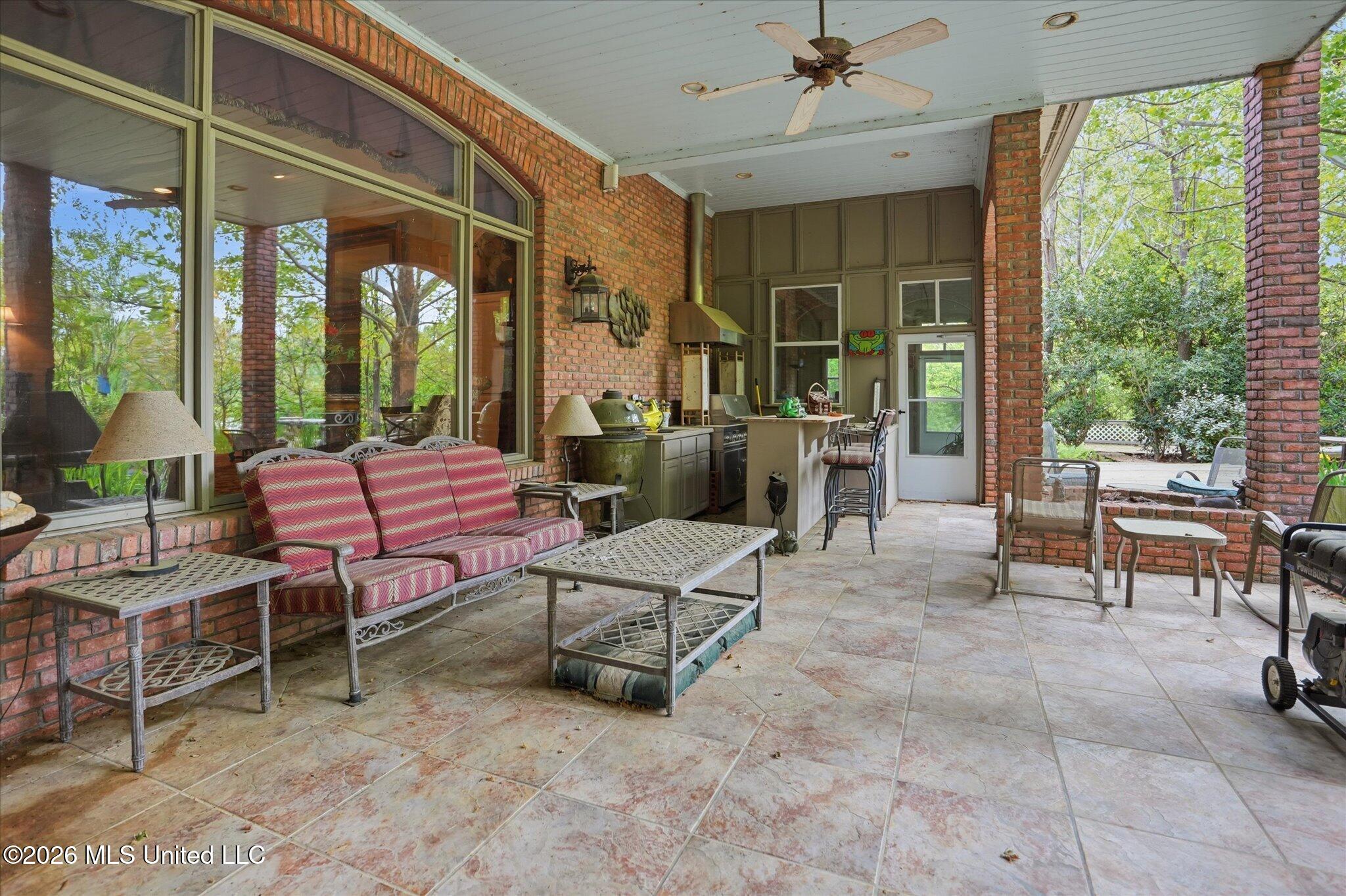136 Swan Sea Lane Property Photo 67