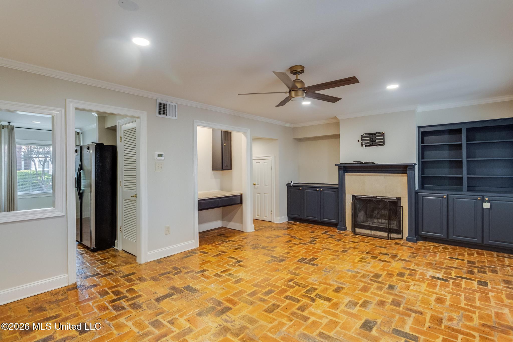 928 Courthouse Road Property Photo 3