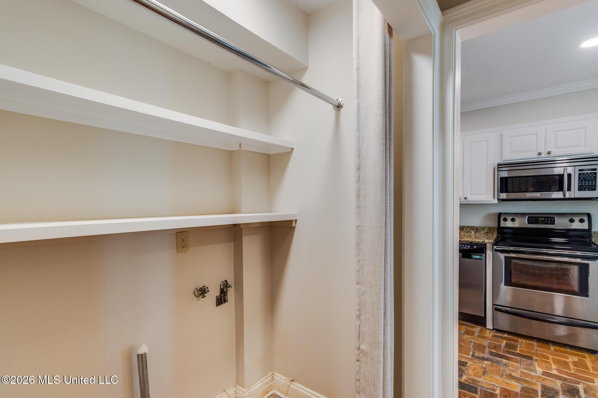 928 Courthouse Road Property Photo 11