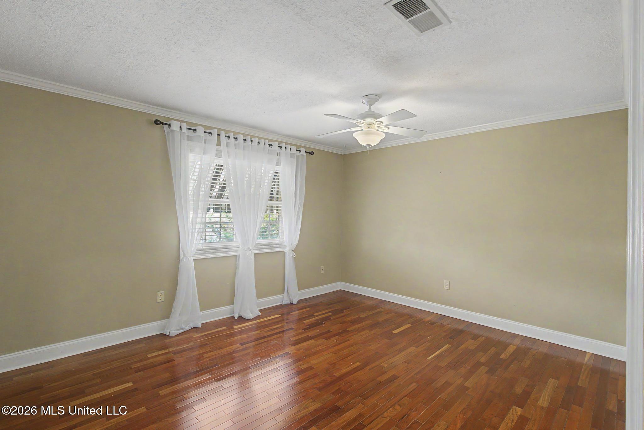 928 Courthouse Road Property Photo 14
