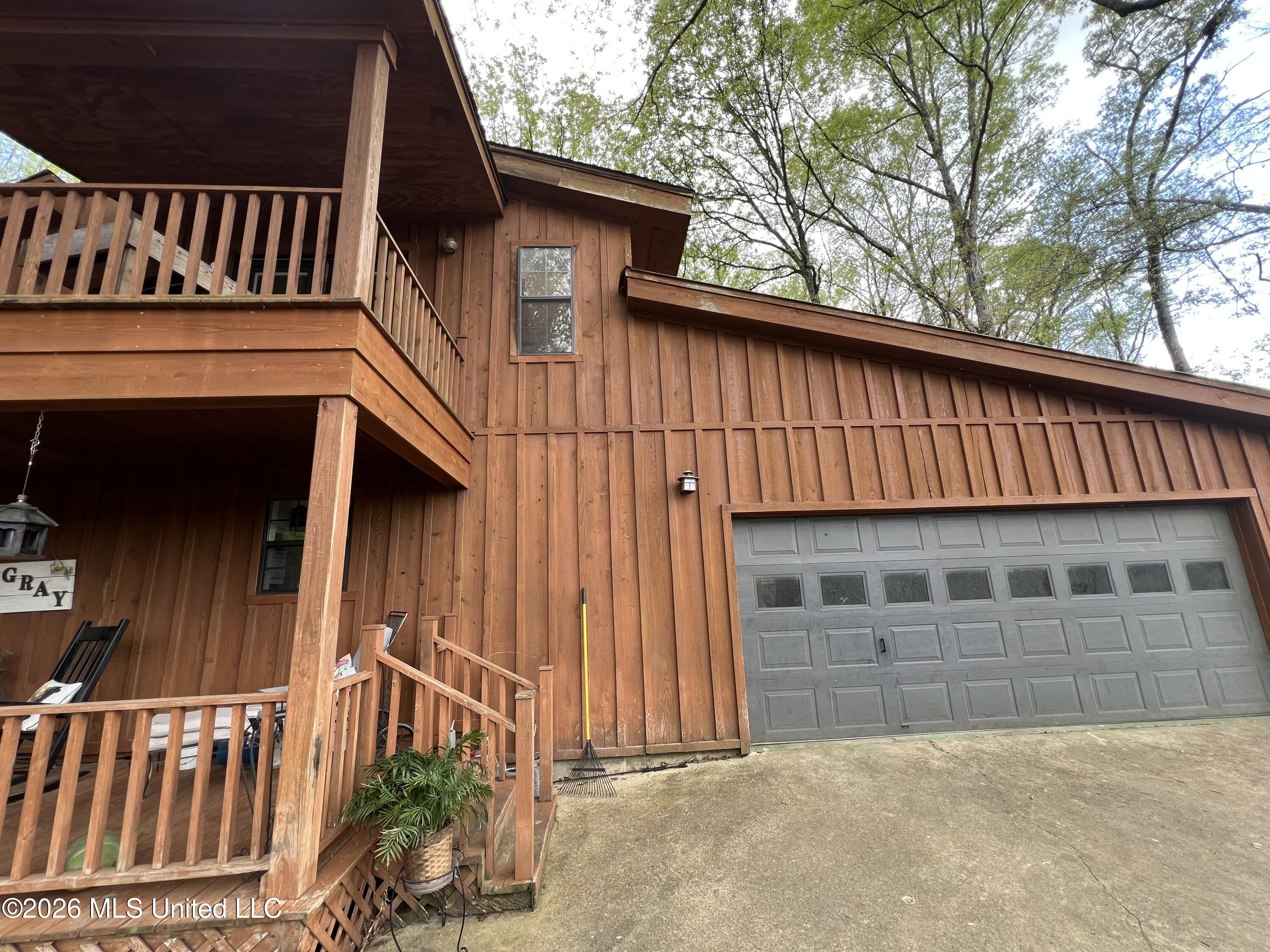 251 Copperhead Road Property Photo 3