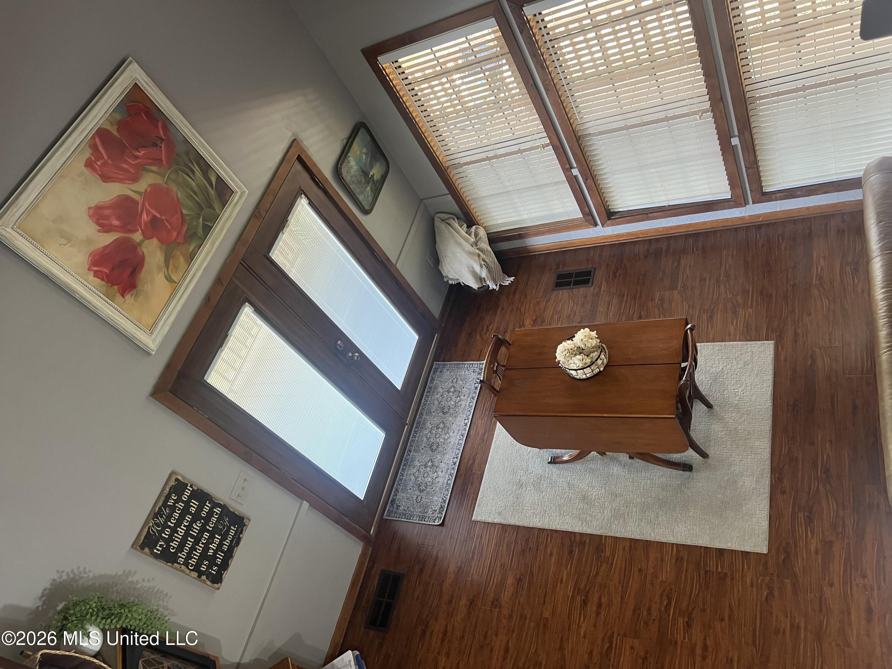 251 Copperhead Road Property Photo 11