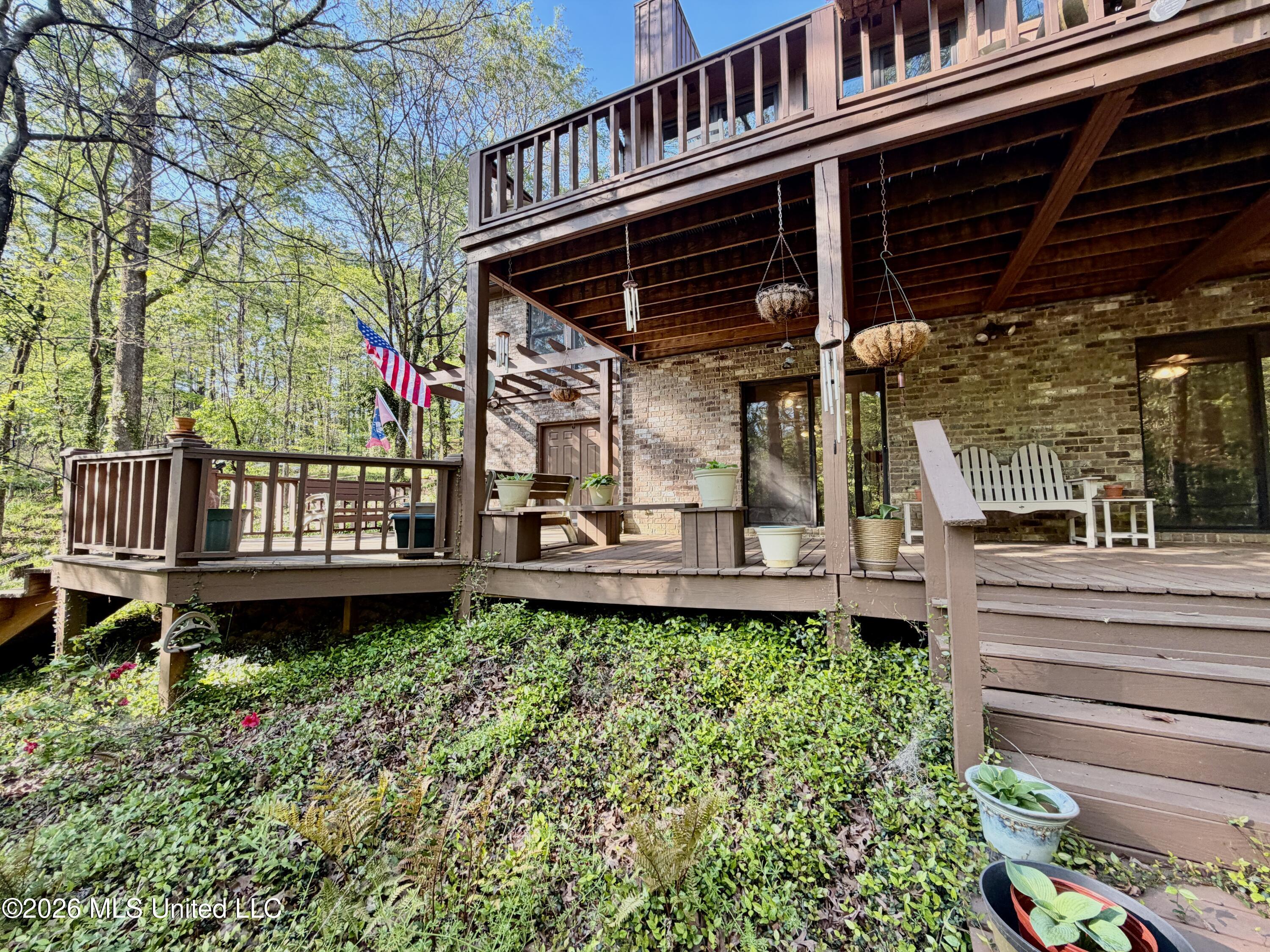 197 Skyline Drive Property Photo 10