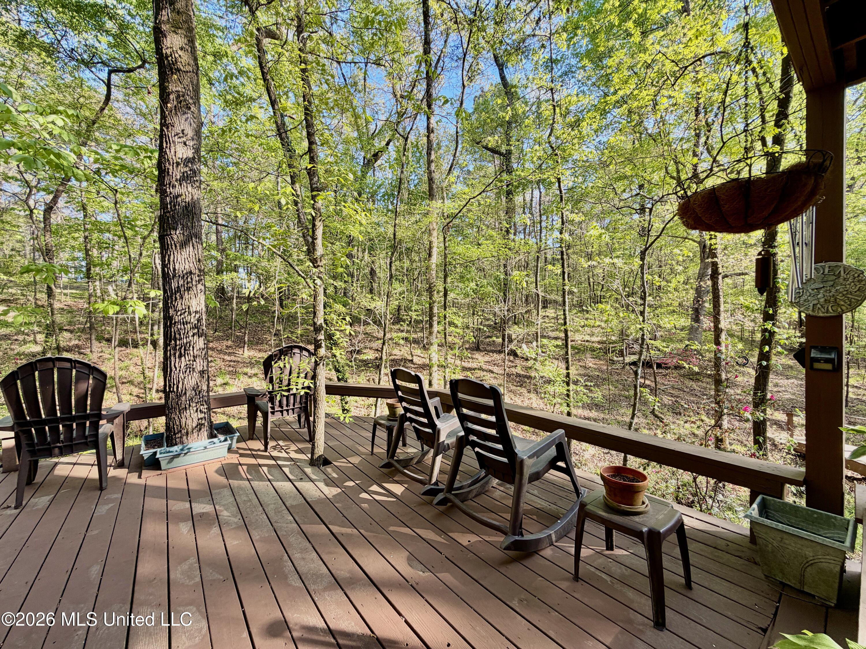 197 Skyline Drive Property Photo 12