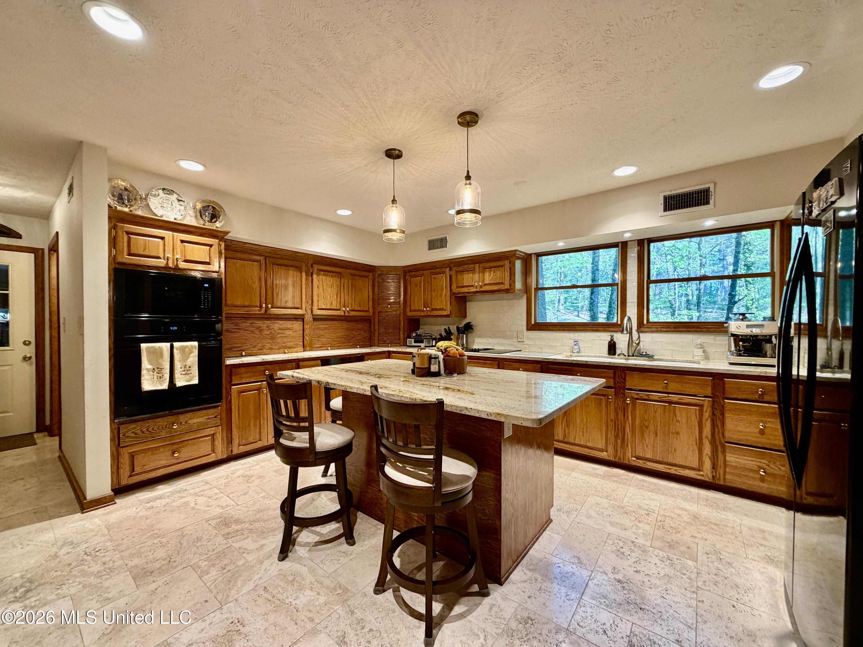 197 Skyline Drive Property Photo 25
