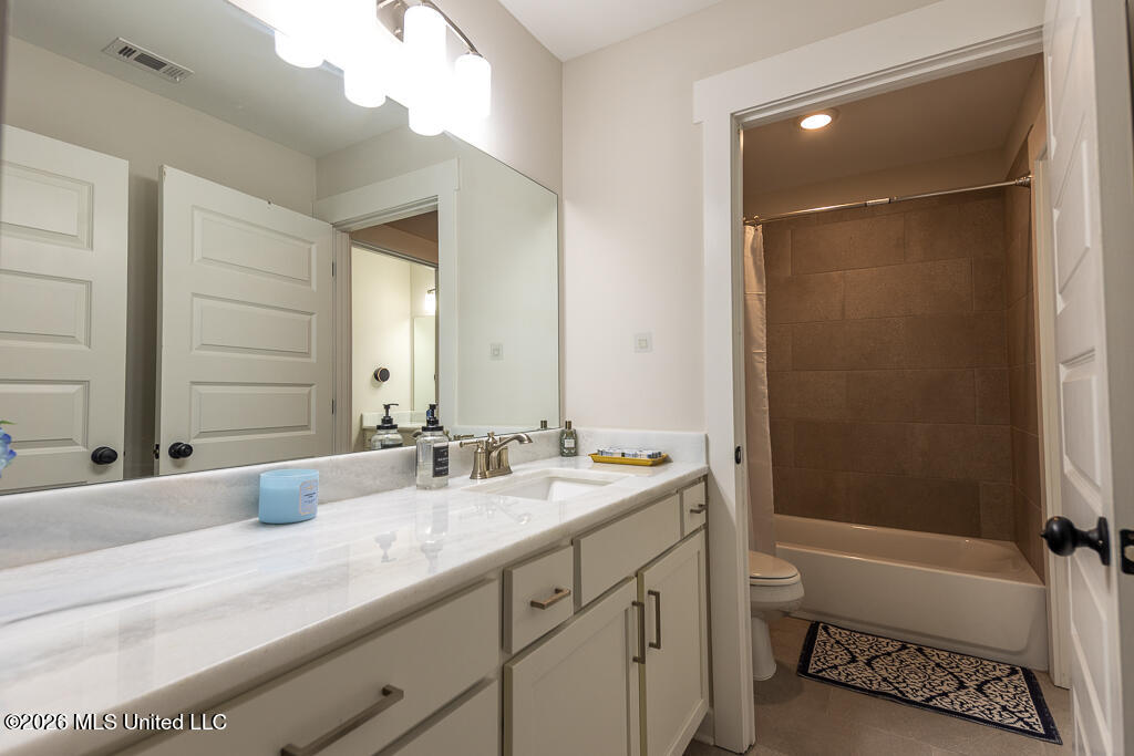 467 Ruskin Loop Property Photo 24