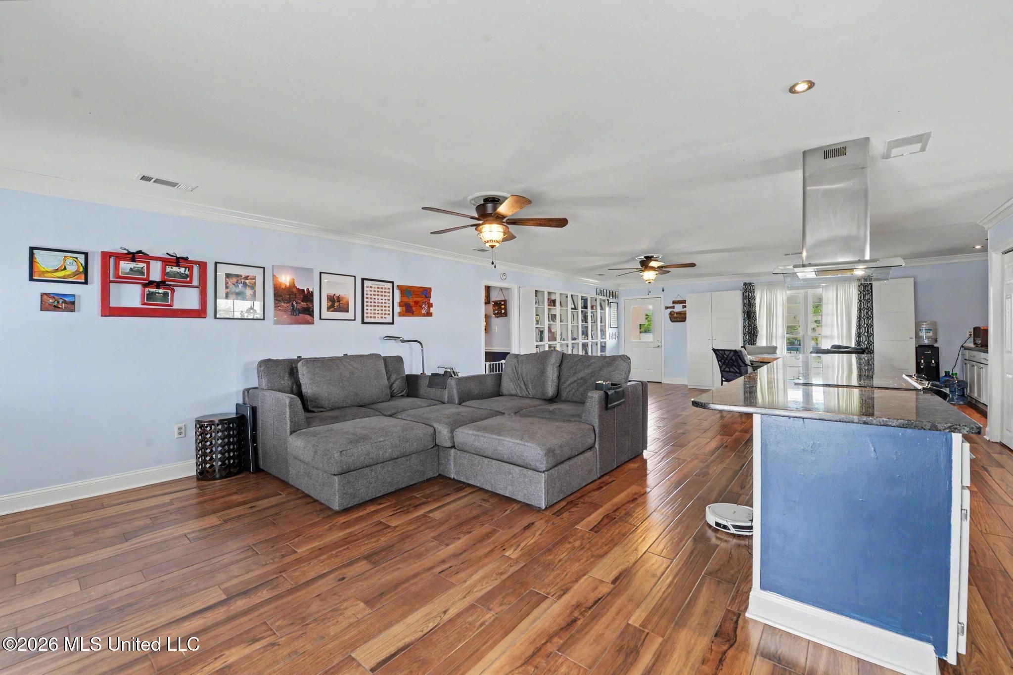 172 Jacqueline Drive Property Photo 5