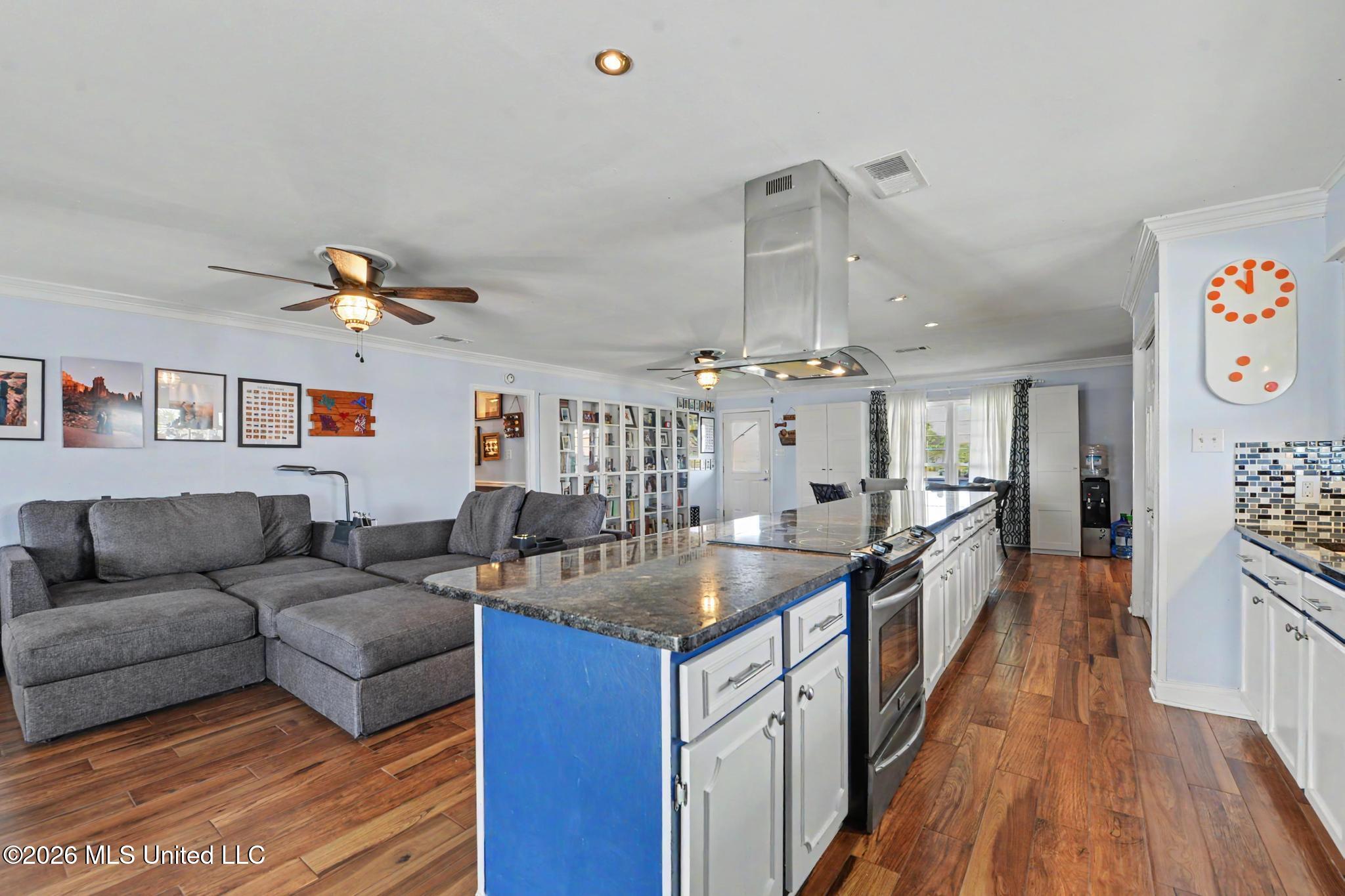 172 Jacqueline Drive Property Photo 8