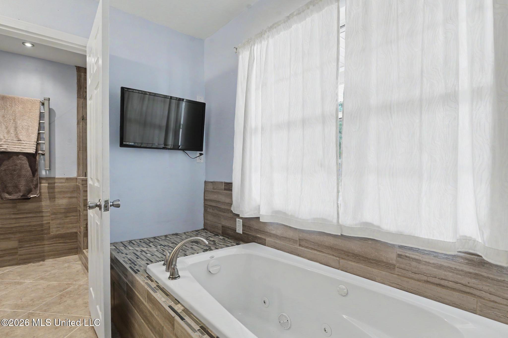 172 Jacqueline Drive Property Photo 15