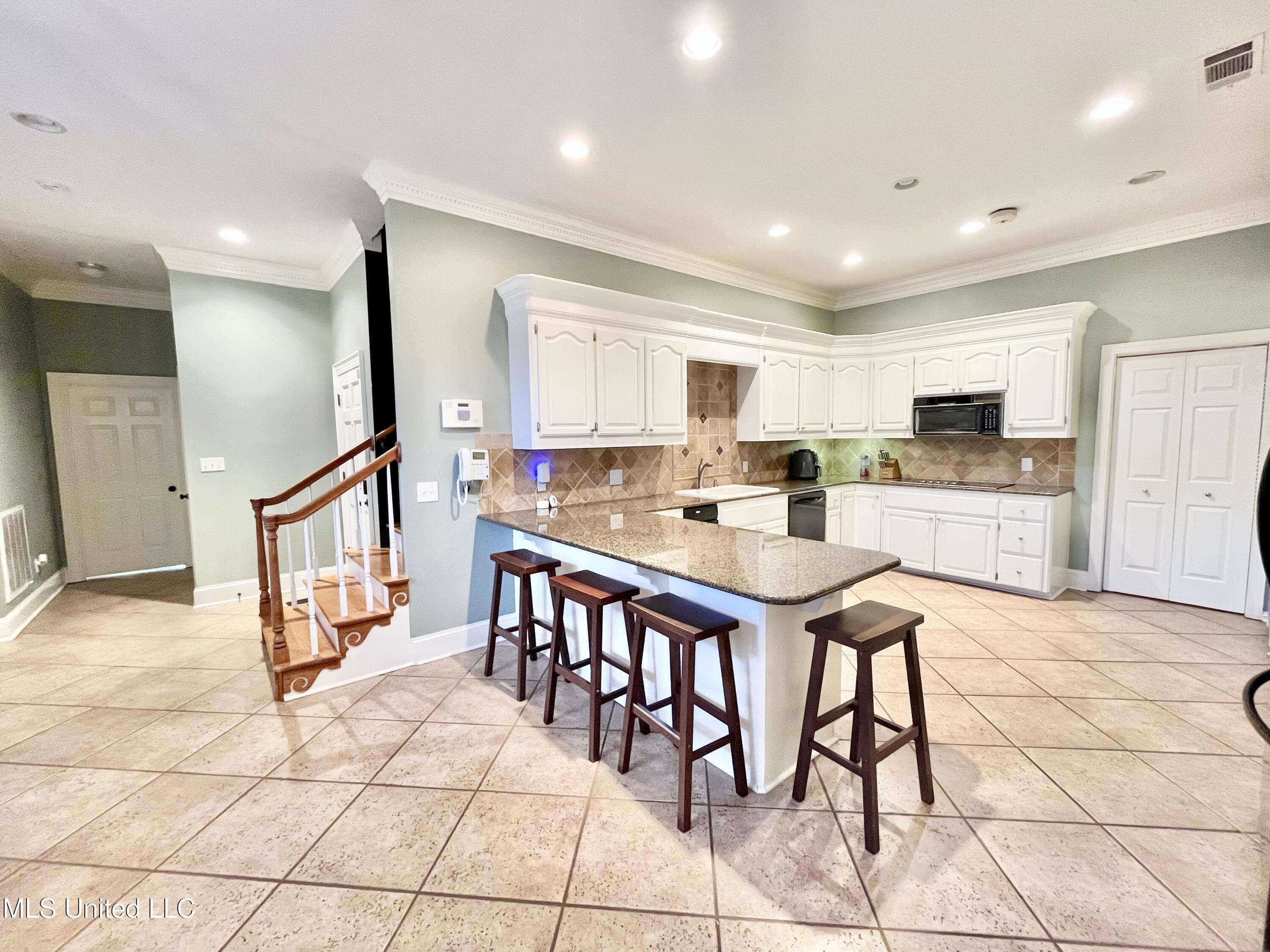 13 Canebrake Drive Property Photo 12