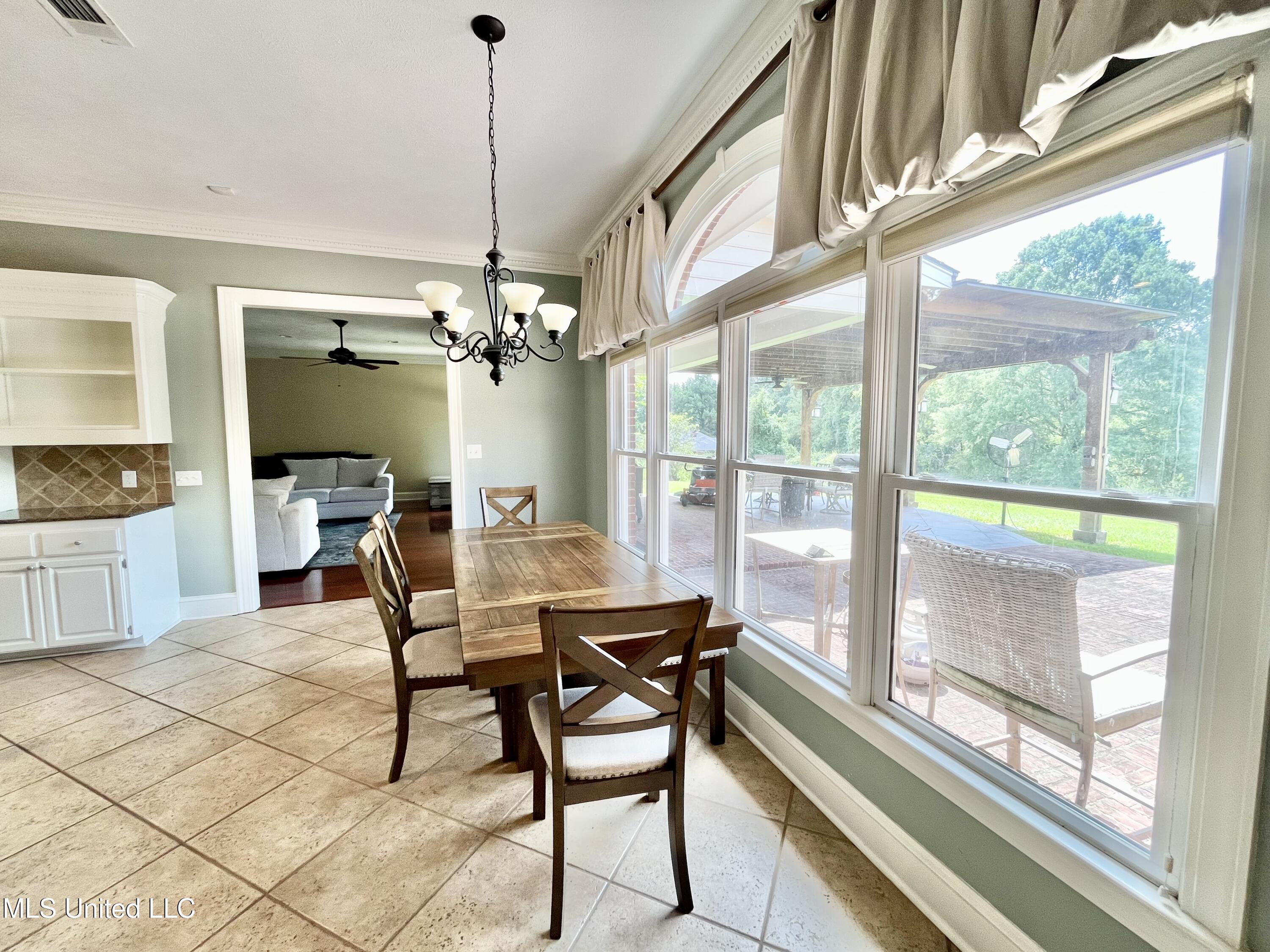13 Canebrake Drive Property Photo 21