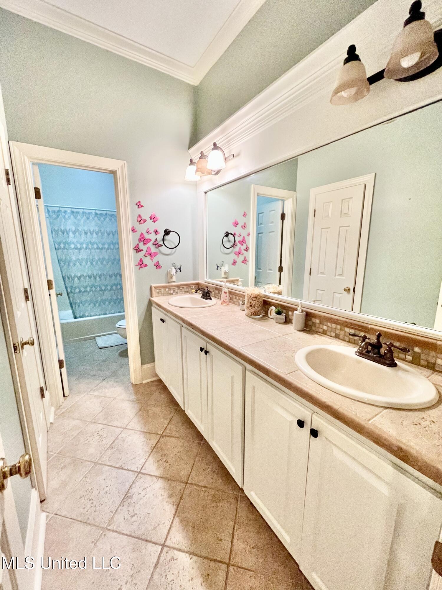 13 Canebrake Drive Property Photo 30