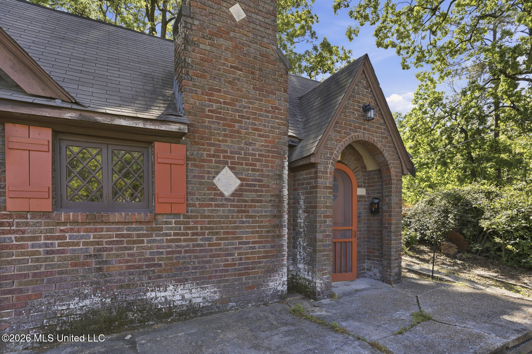 1340 Hazel Street Property Photo 2