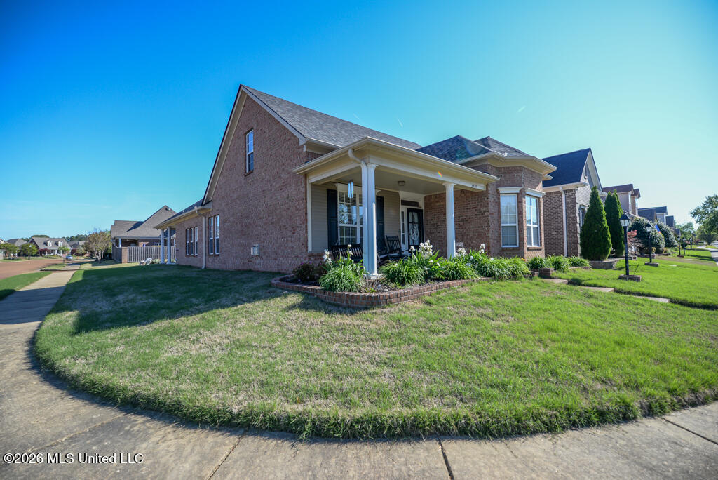 4528 Stone Cross Drive Property Photo 4