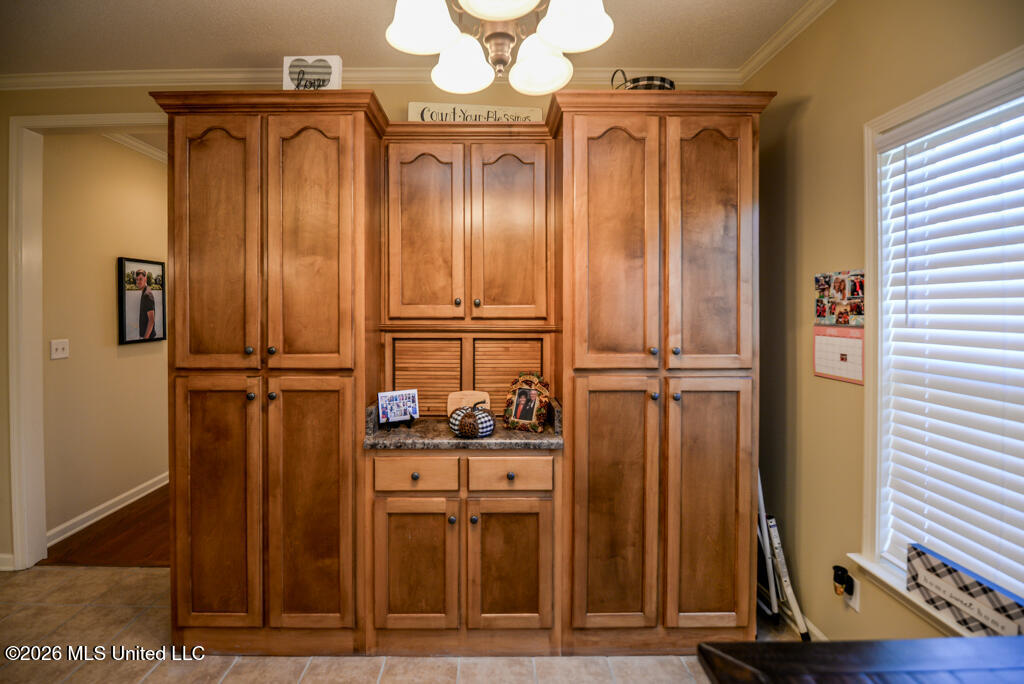 4528 Stone Cross Drive Property Photo 8