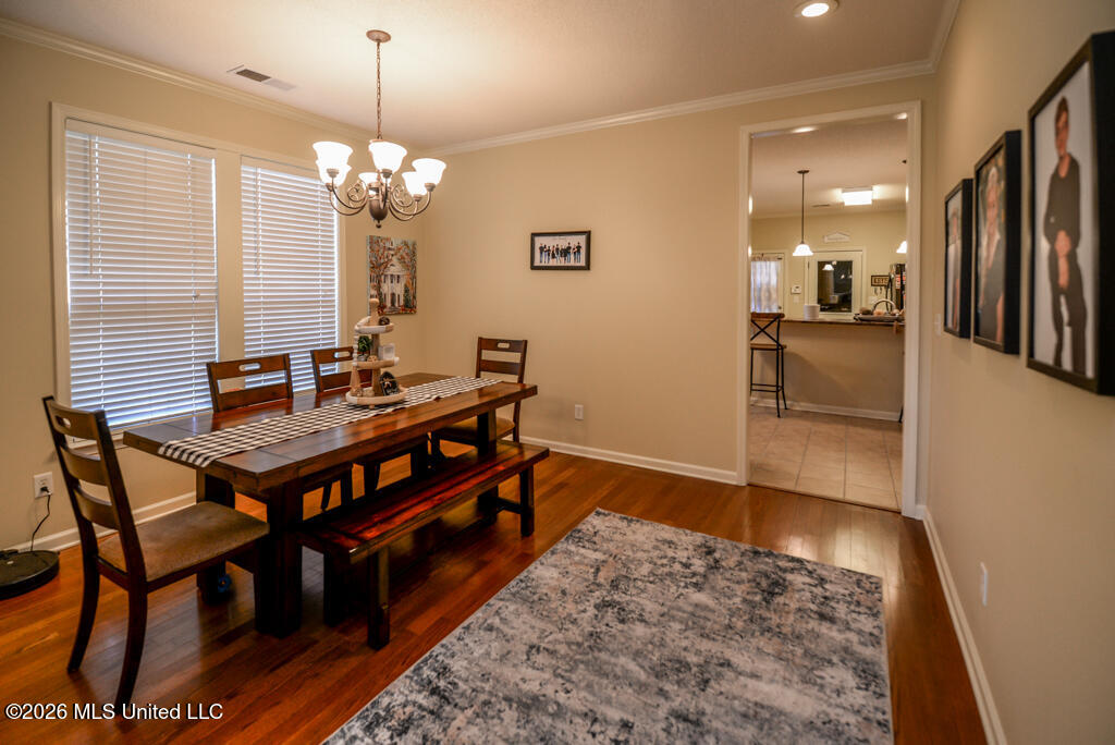 4528 Stone Cross Drive Property Photo 11