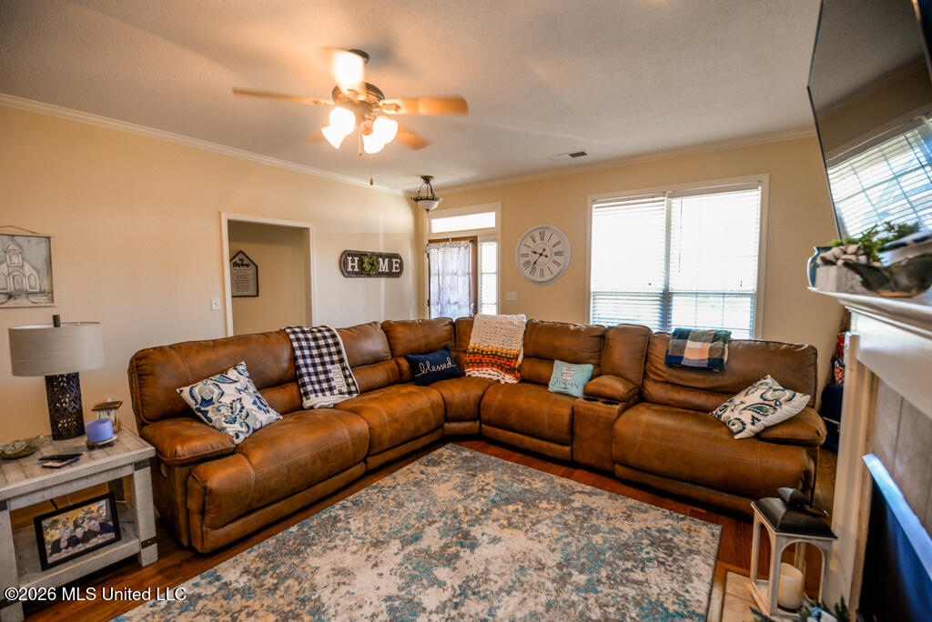 4528 Stone Cross Drive Property Photo 12