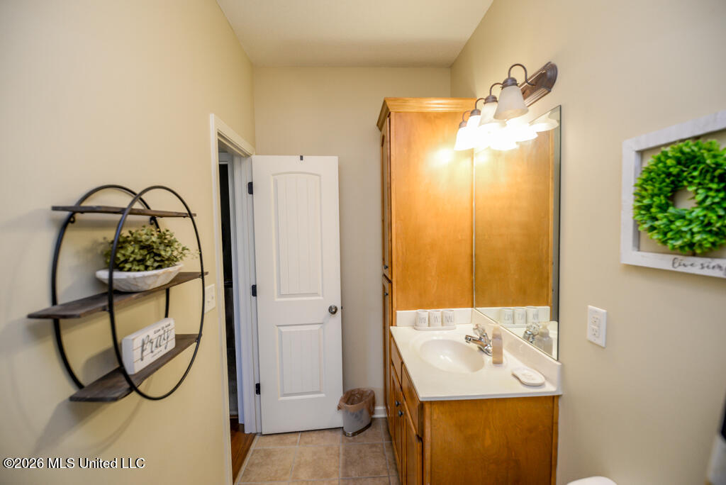 4528 Stone Cross Drive Property Photo 15