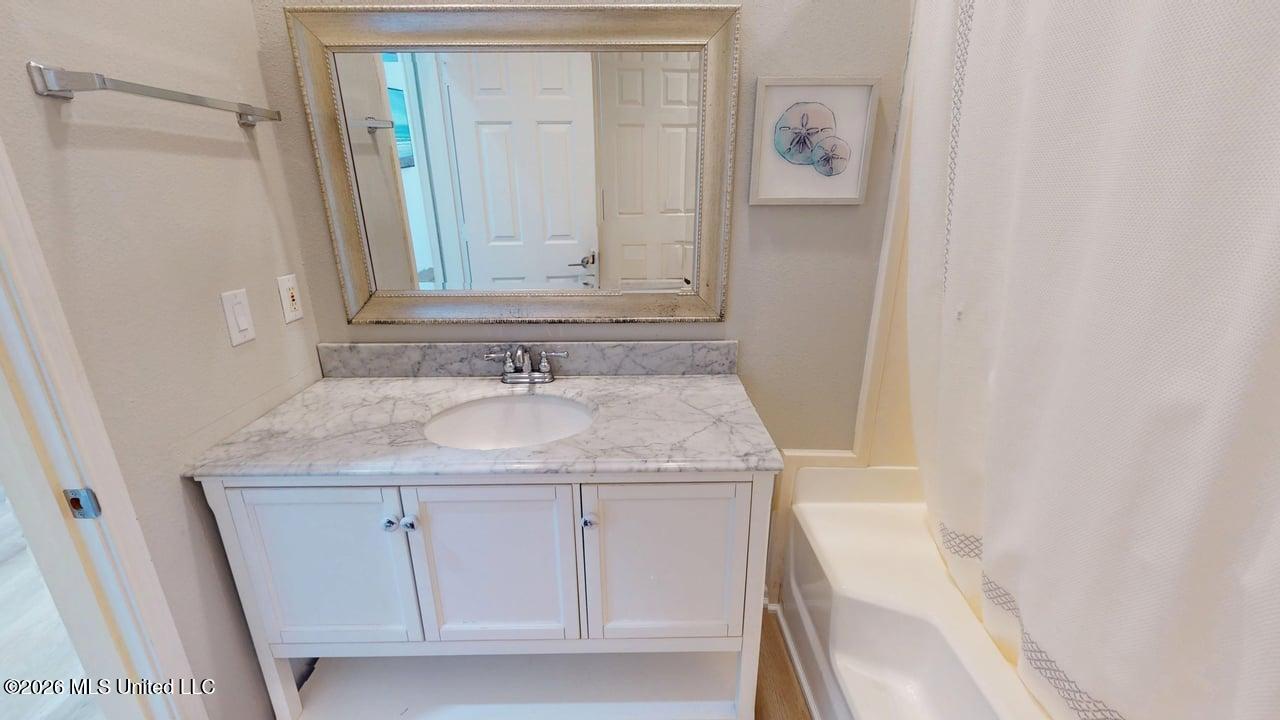 2252 Beach Drive Property Photo 16