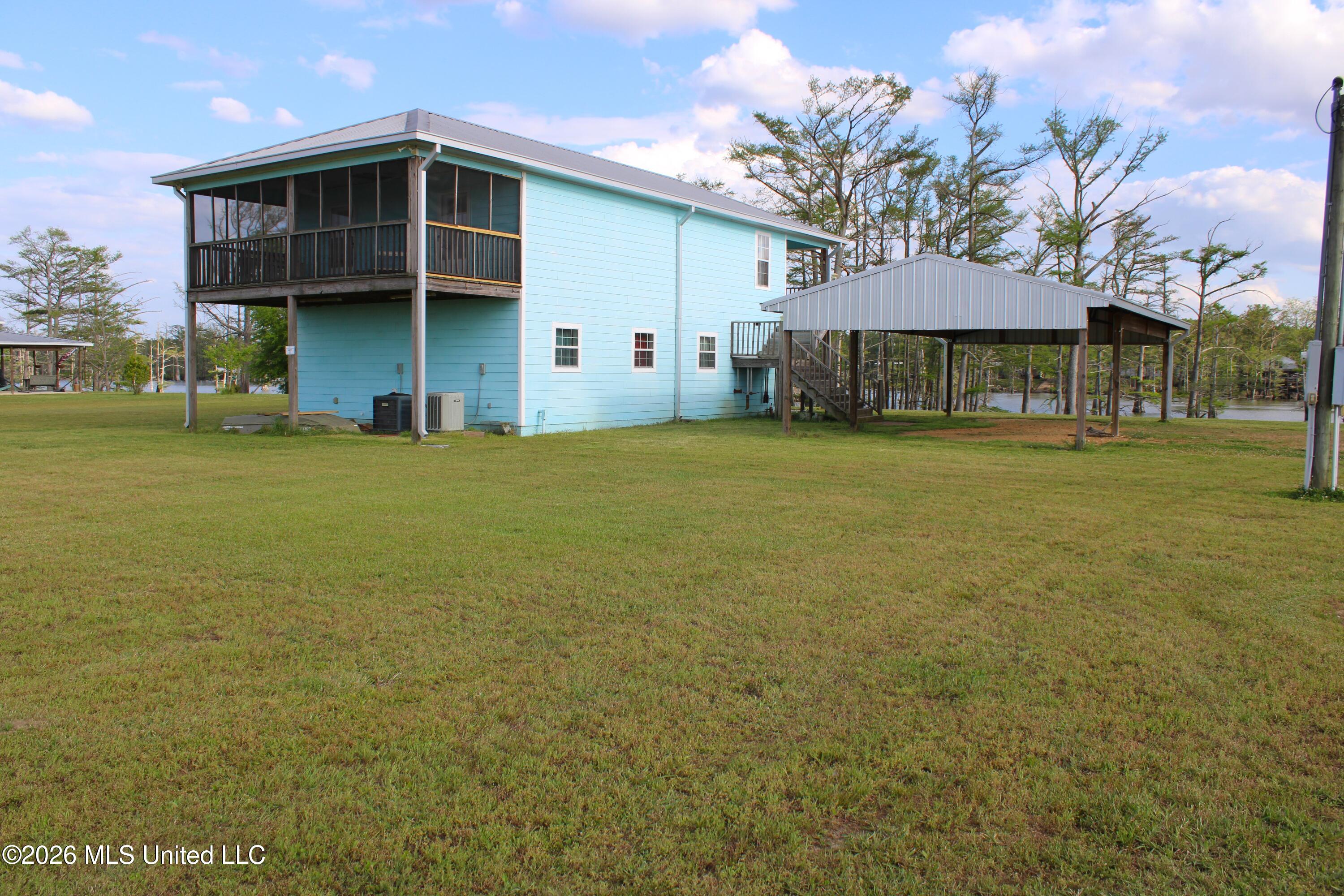 219 Bungalow Lane Property Photo 2