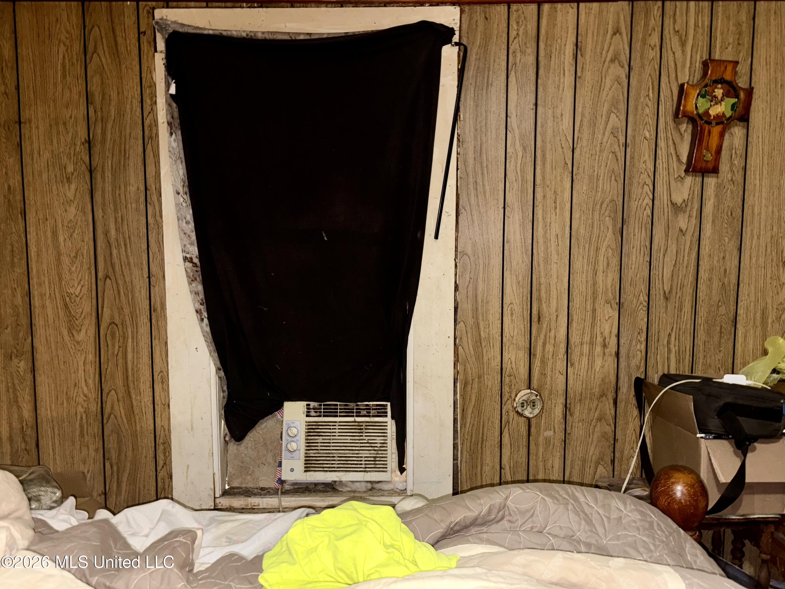 607 N Spruce Street Property Photo 5