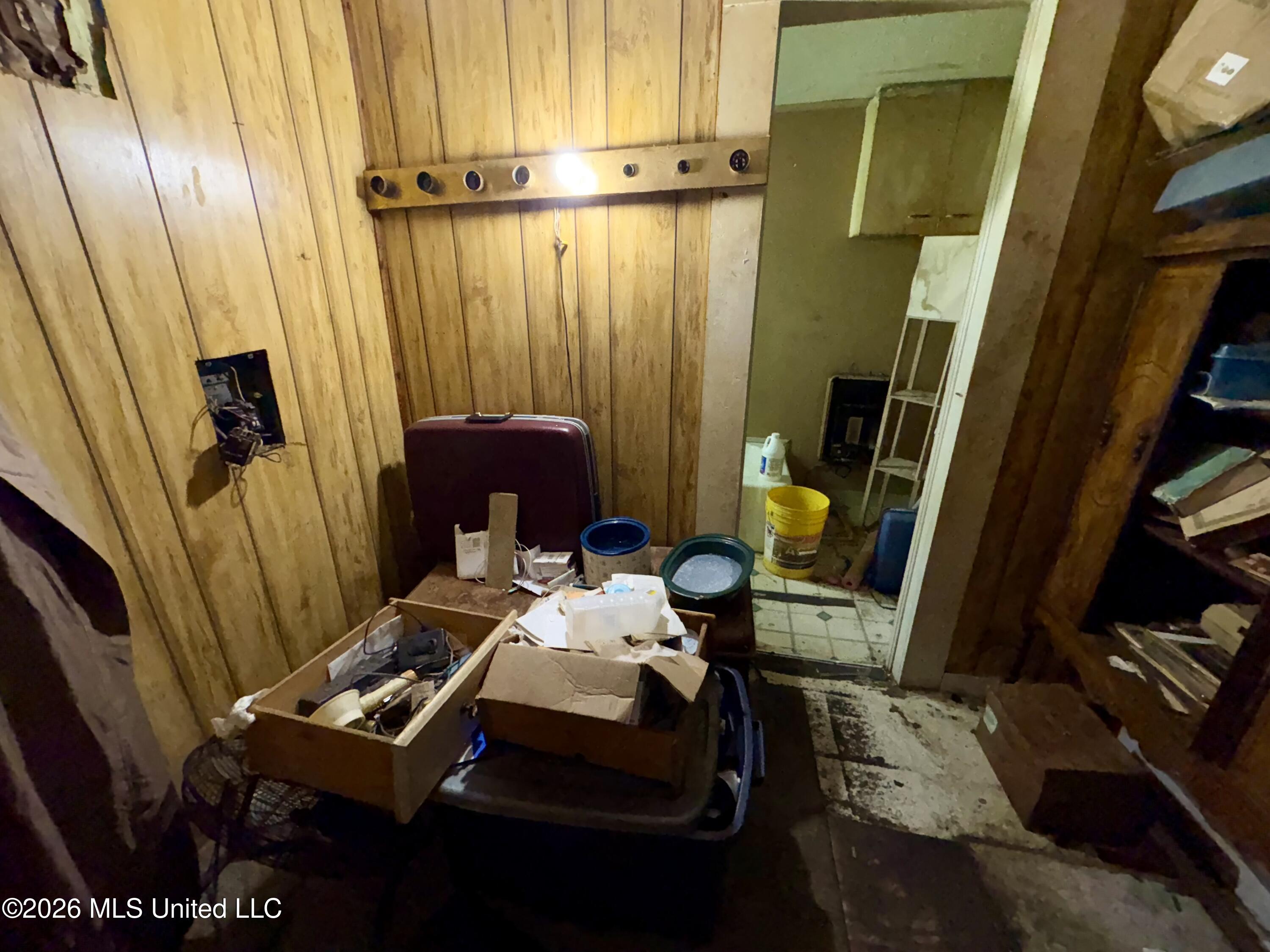 607 N Spruce Street Property Photo 6