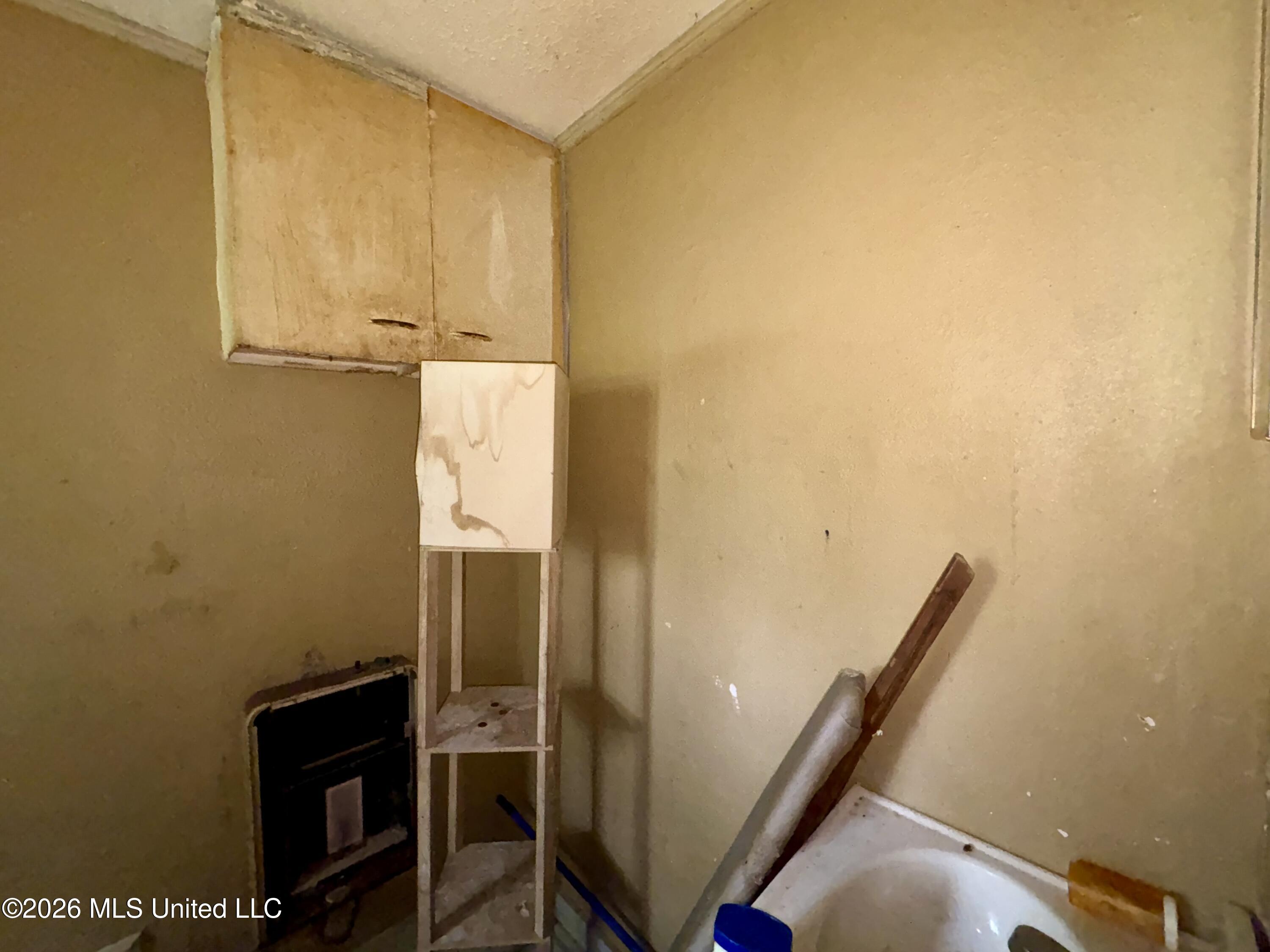 607 N Spruce Street Property Photo 7