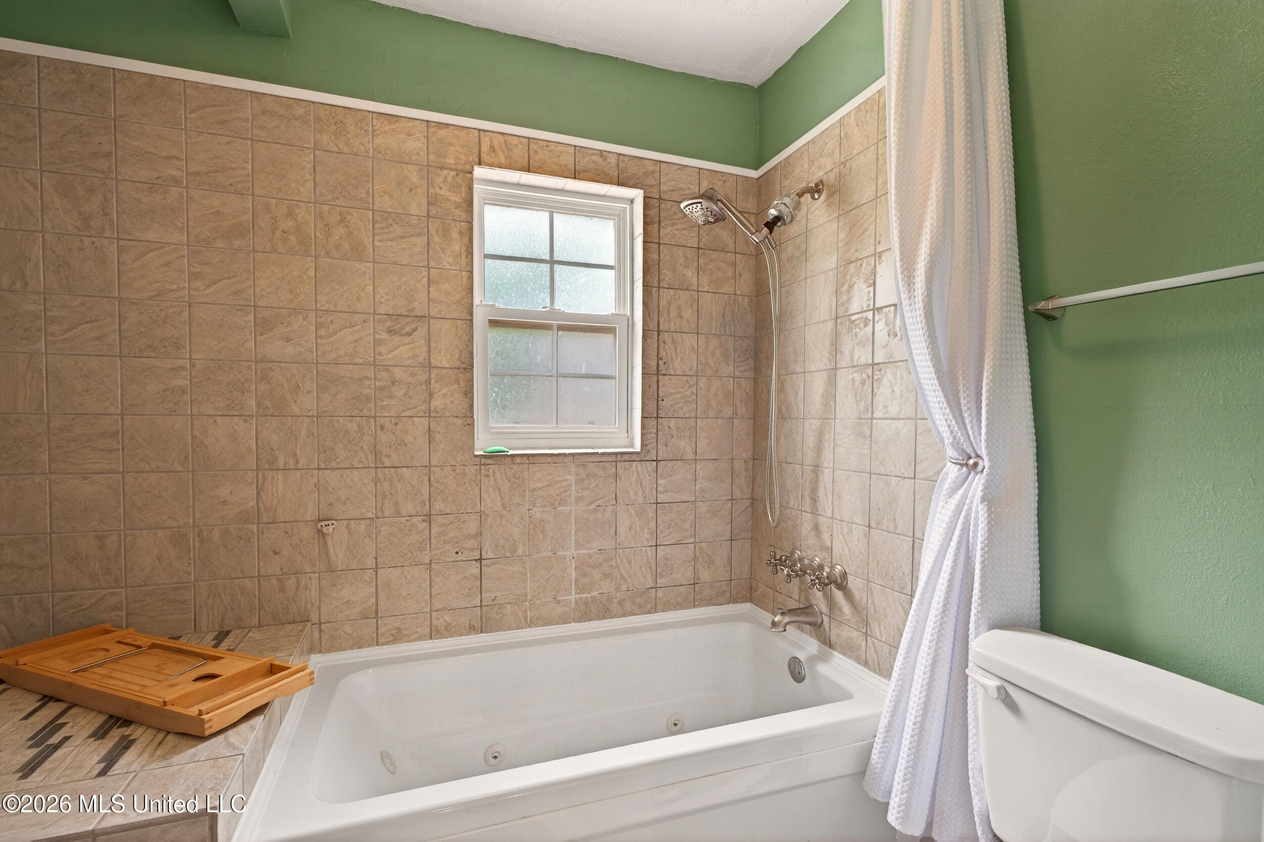 430 Gladstone Street Property Photo 29