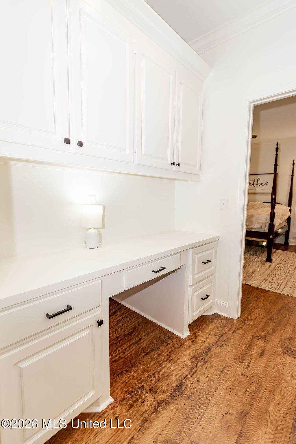 401 Castlewoods Boulevard Property Photo 16
