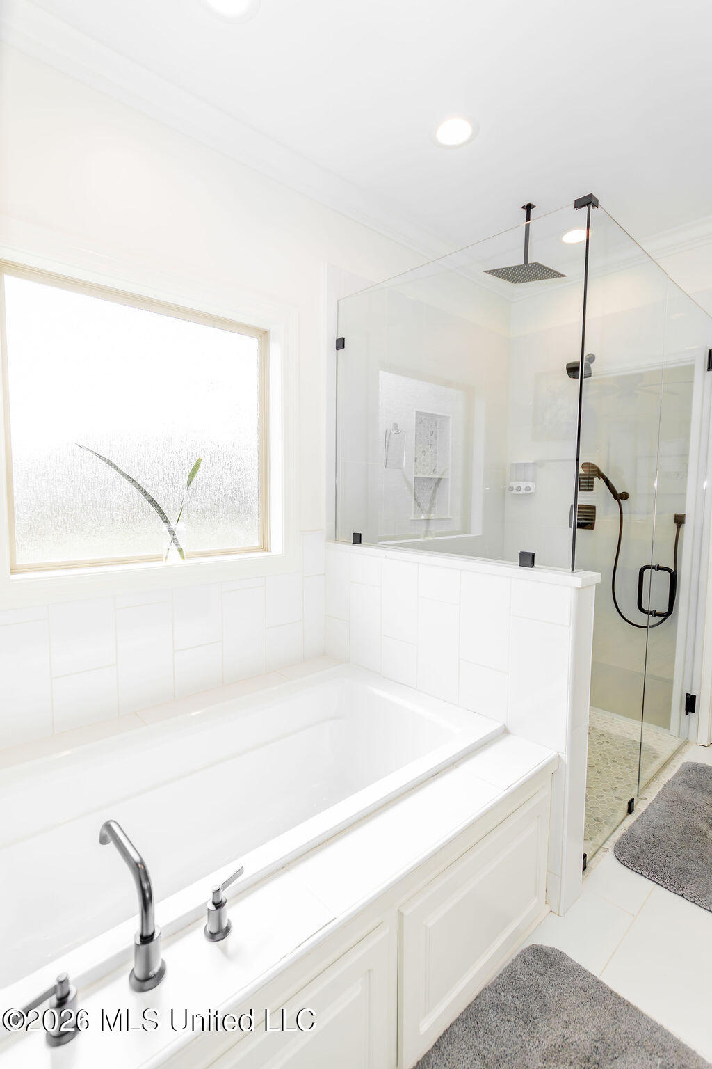 401 Castlewoods Boulevard Property Photo 19