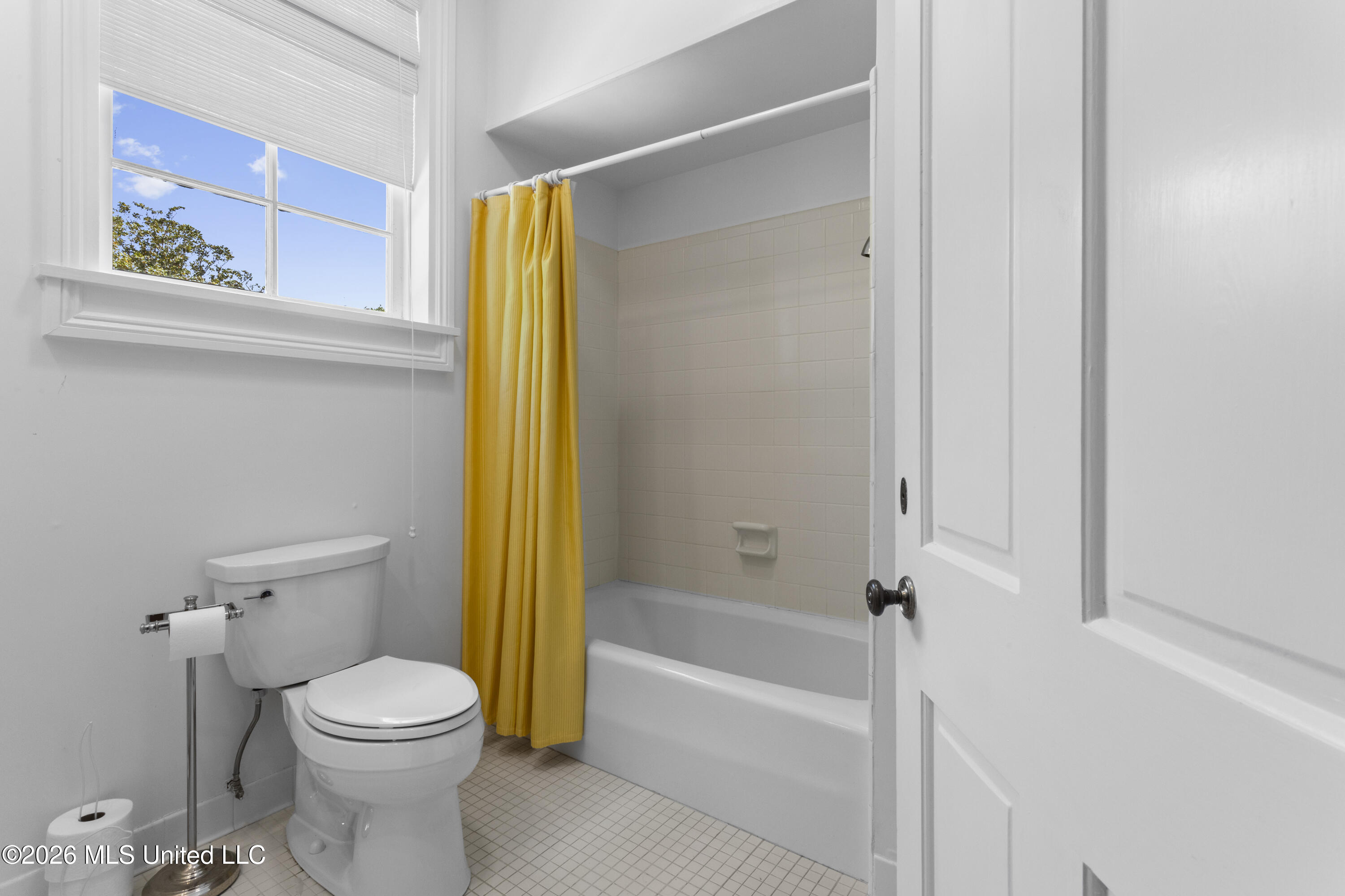 811 E Scenic Drive Property Photo 51
