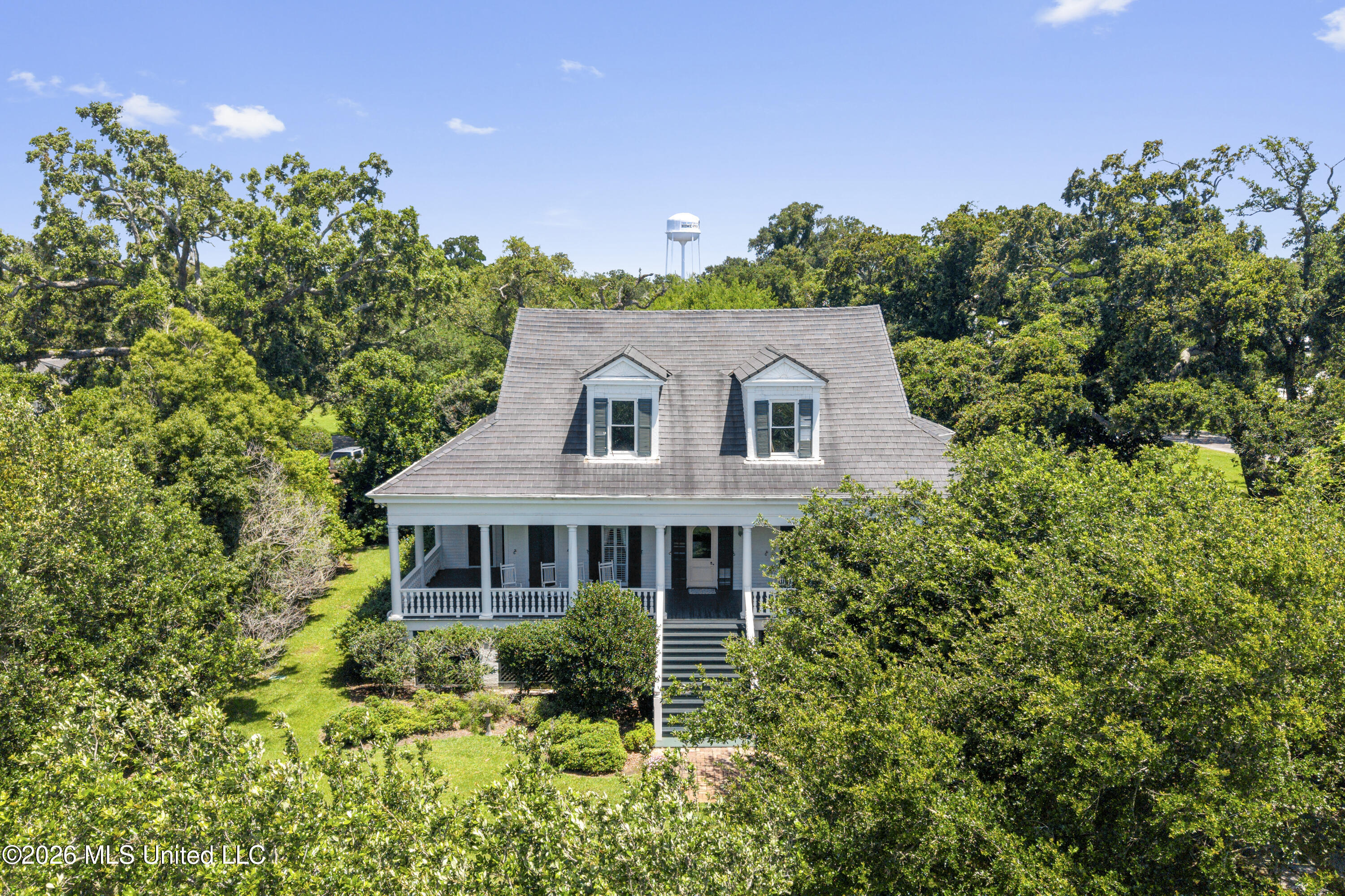 811 E Scenic Drive Property Photo 84