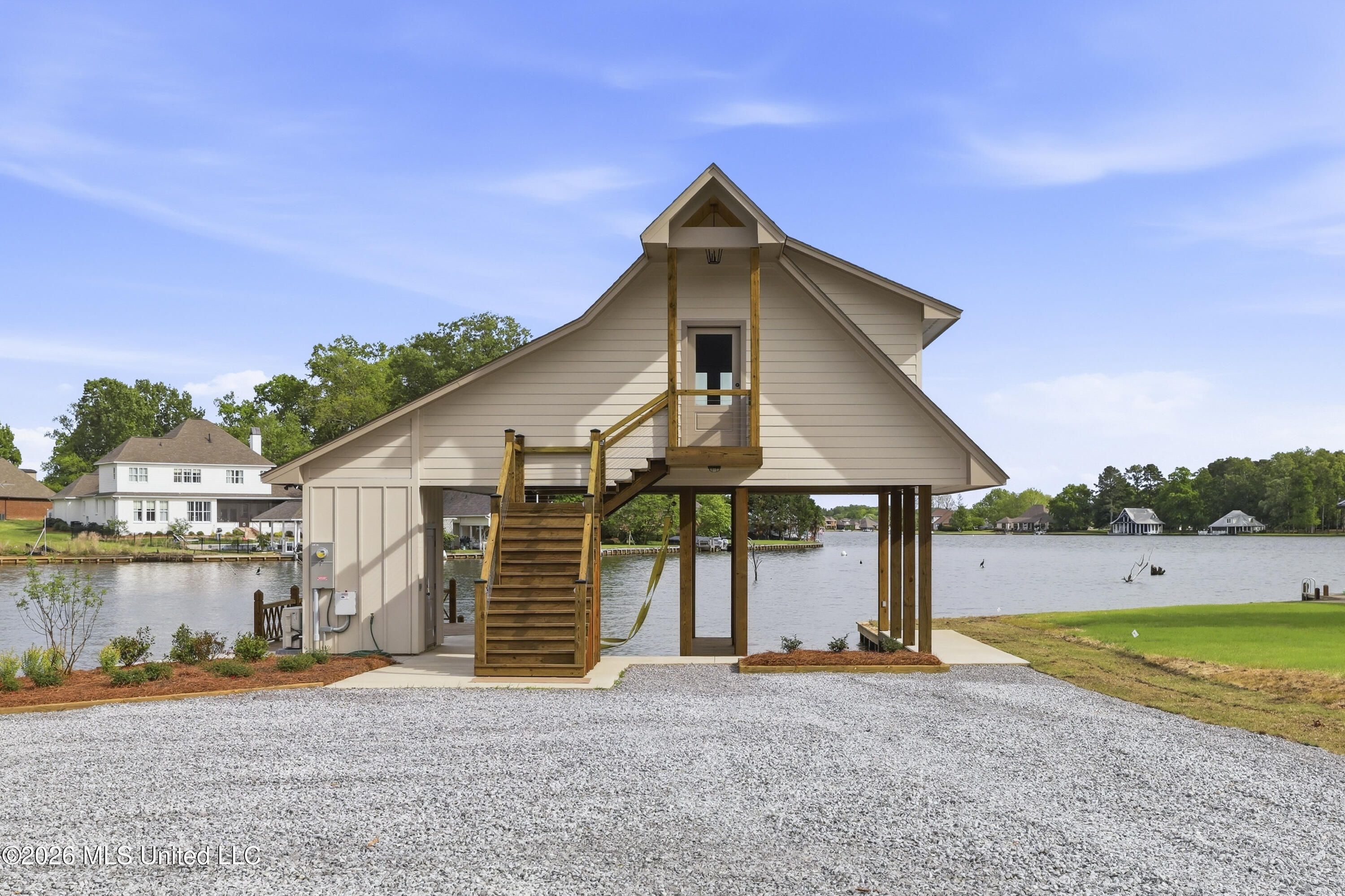 199 Harbor View Drive Property Photo 5
