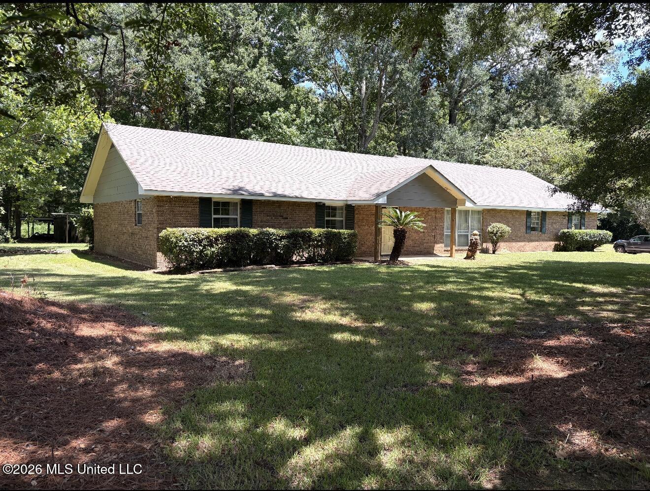 15 Greenfield Drive Property Photo 1
