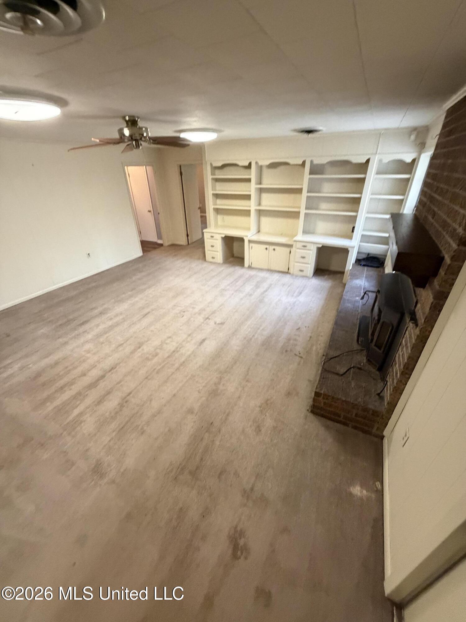 15 Greenfield Drive Property Photo 4
