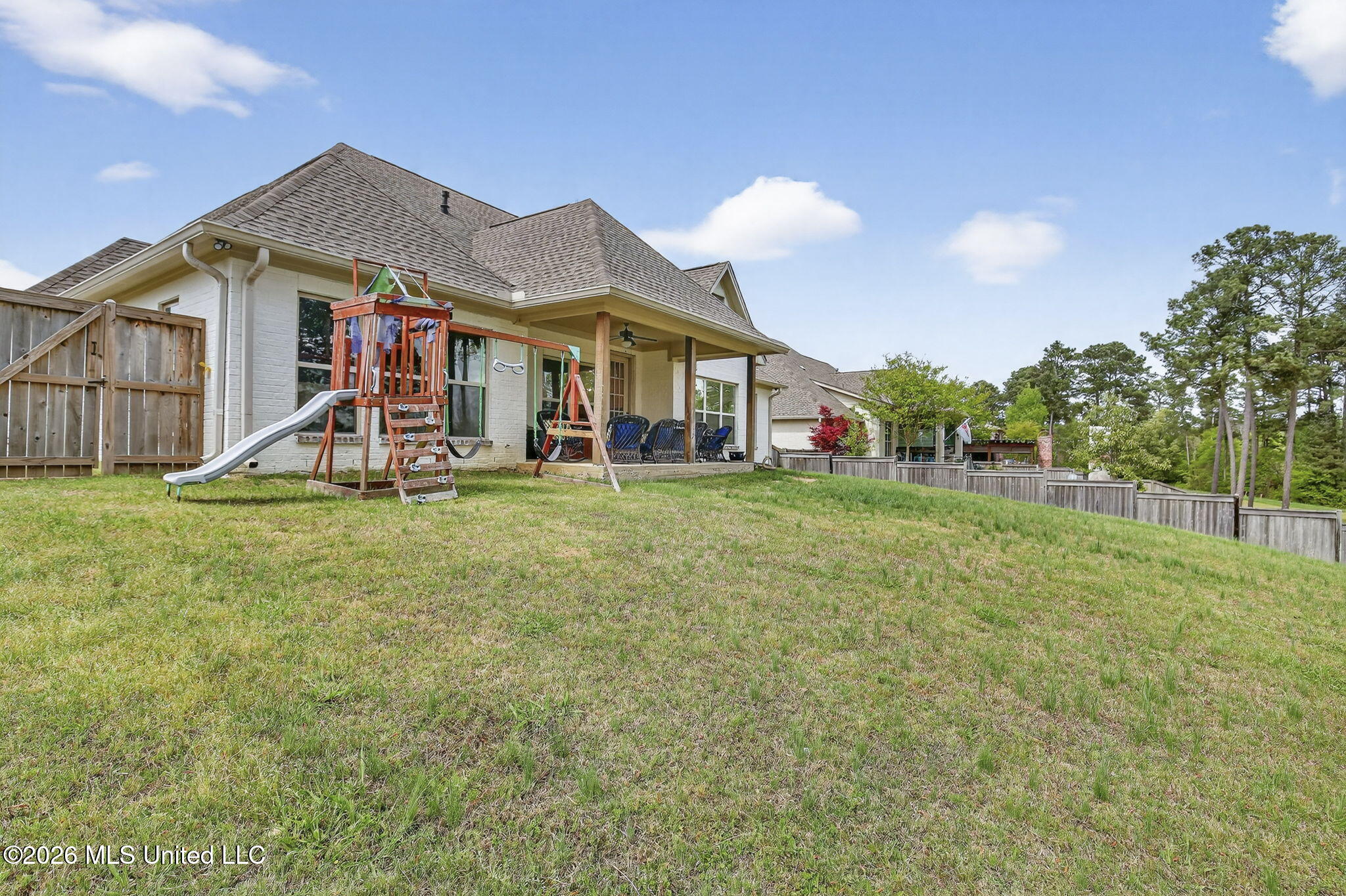 114 Willow Crest Circle Property Photo 45