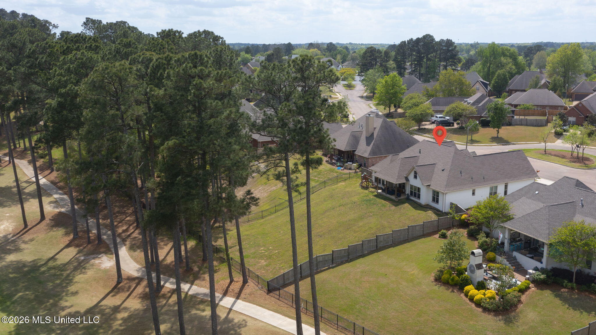 114 Willow Crest Circle Property Photo 57
