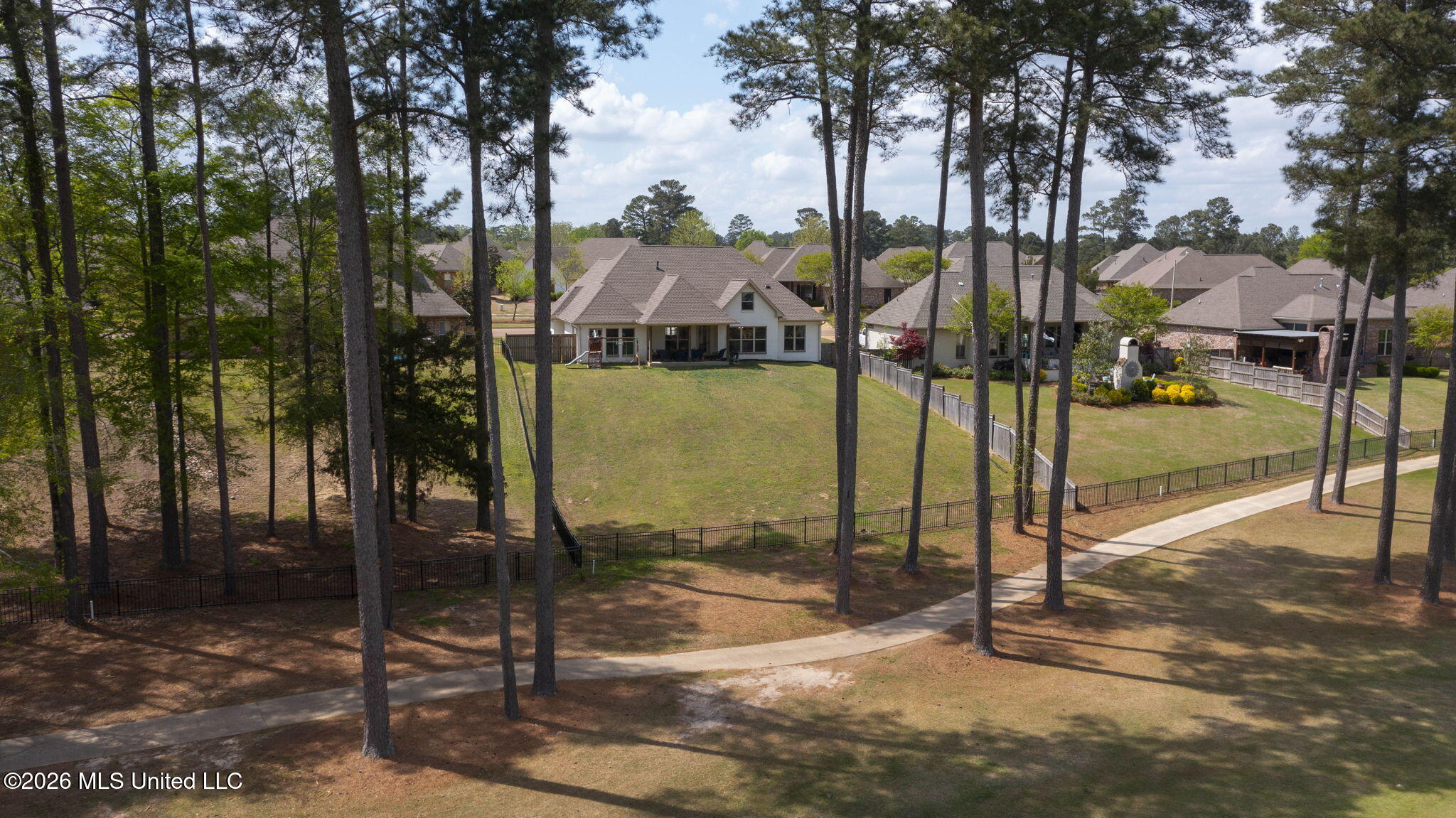 114 Willow Crest Circle Property Photo 60