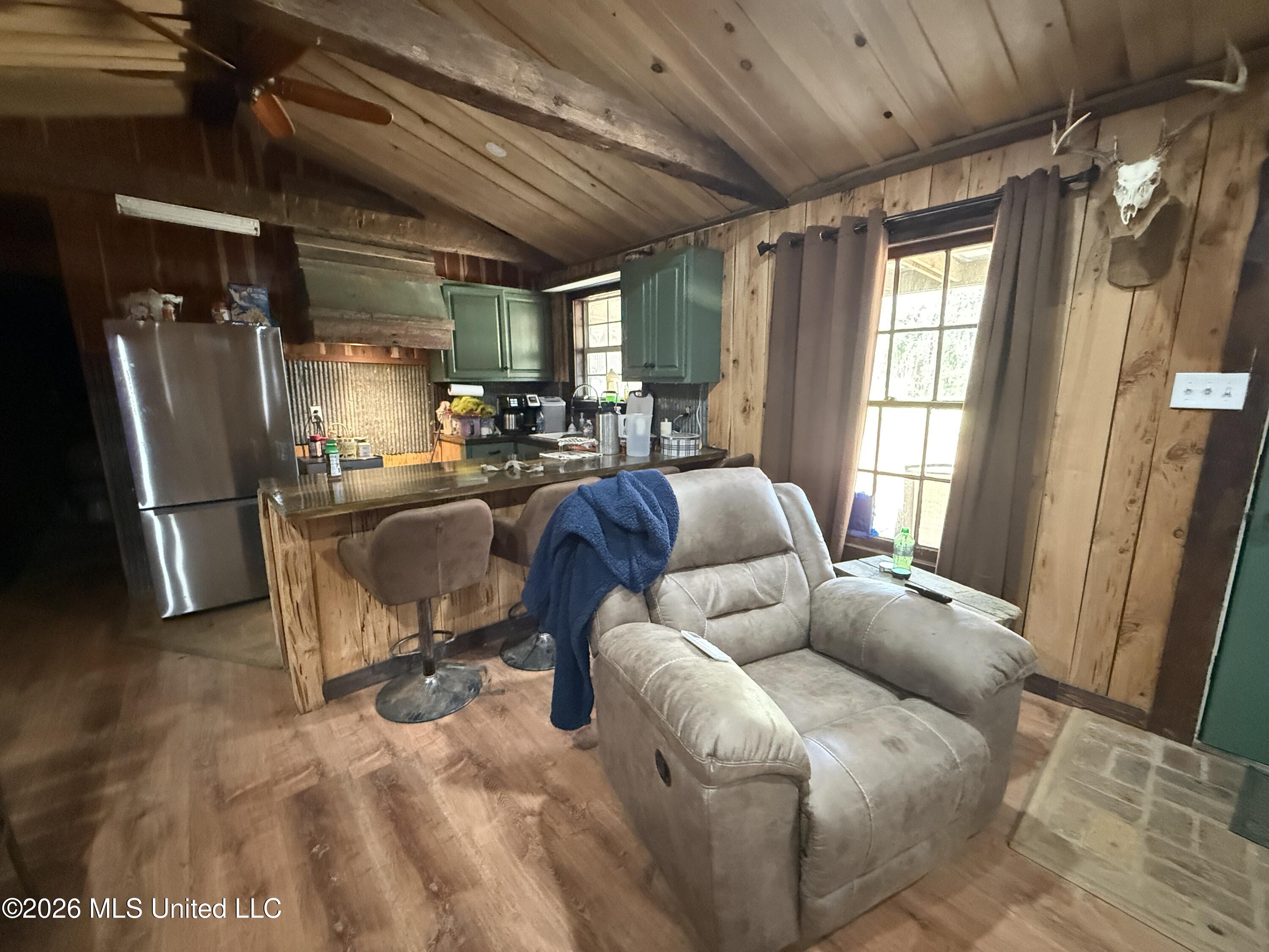 Seymour Road Property Photo 6