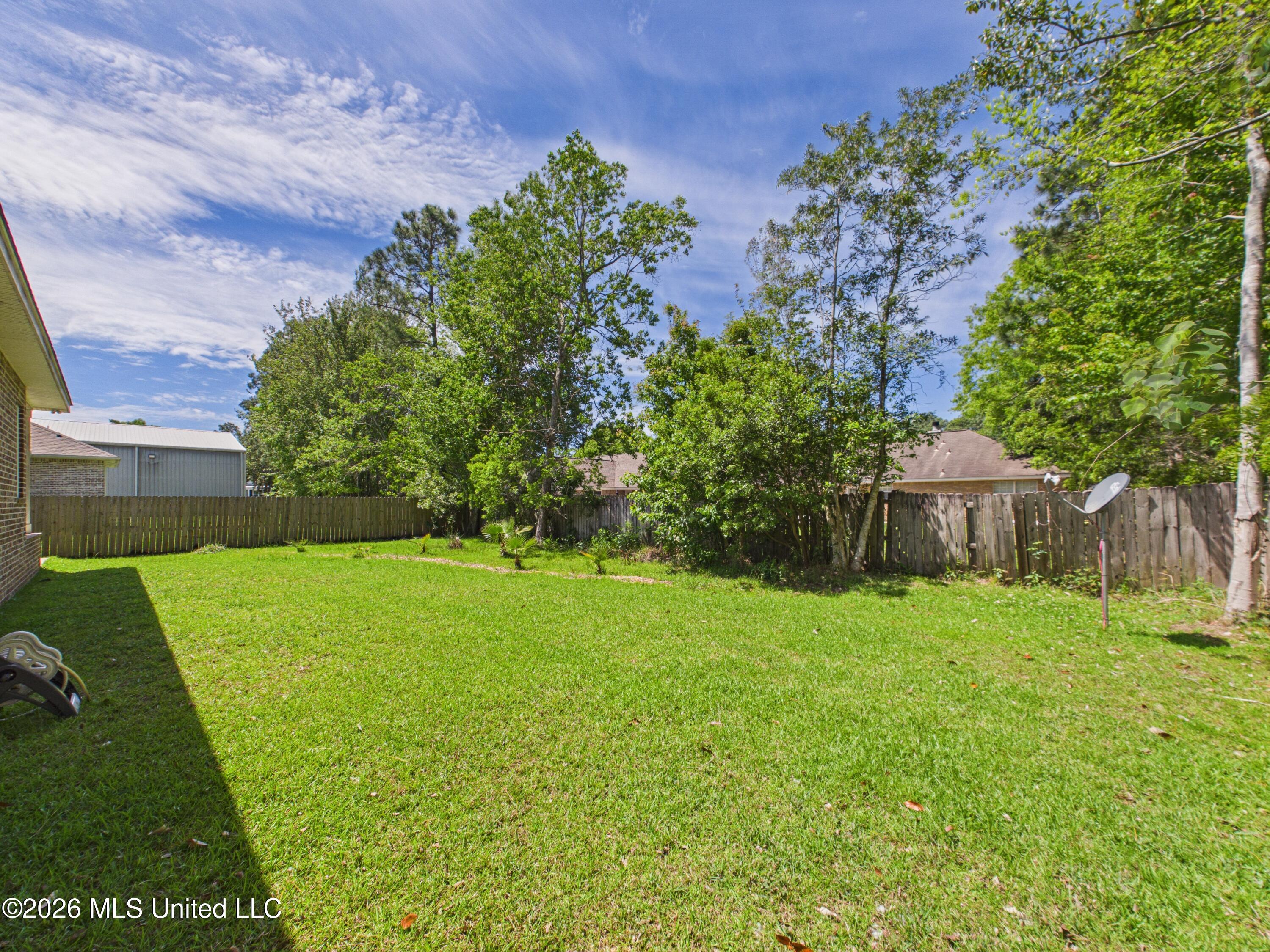 1925 Beachview Drive Property Photo 33