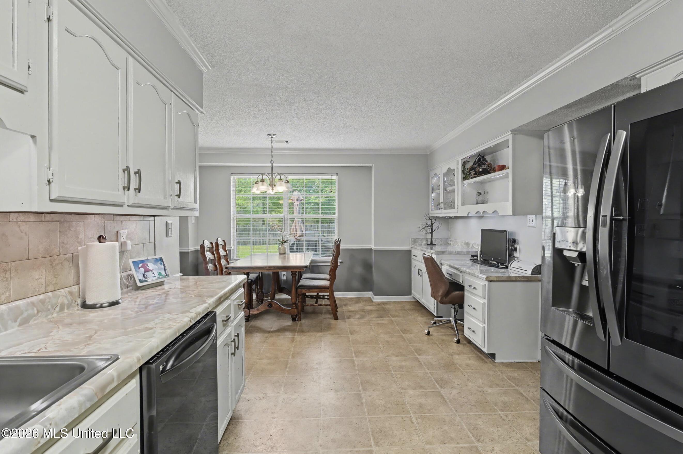 5120 Pear Drive Property Photo 11