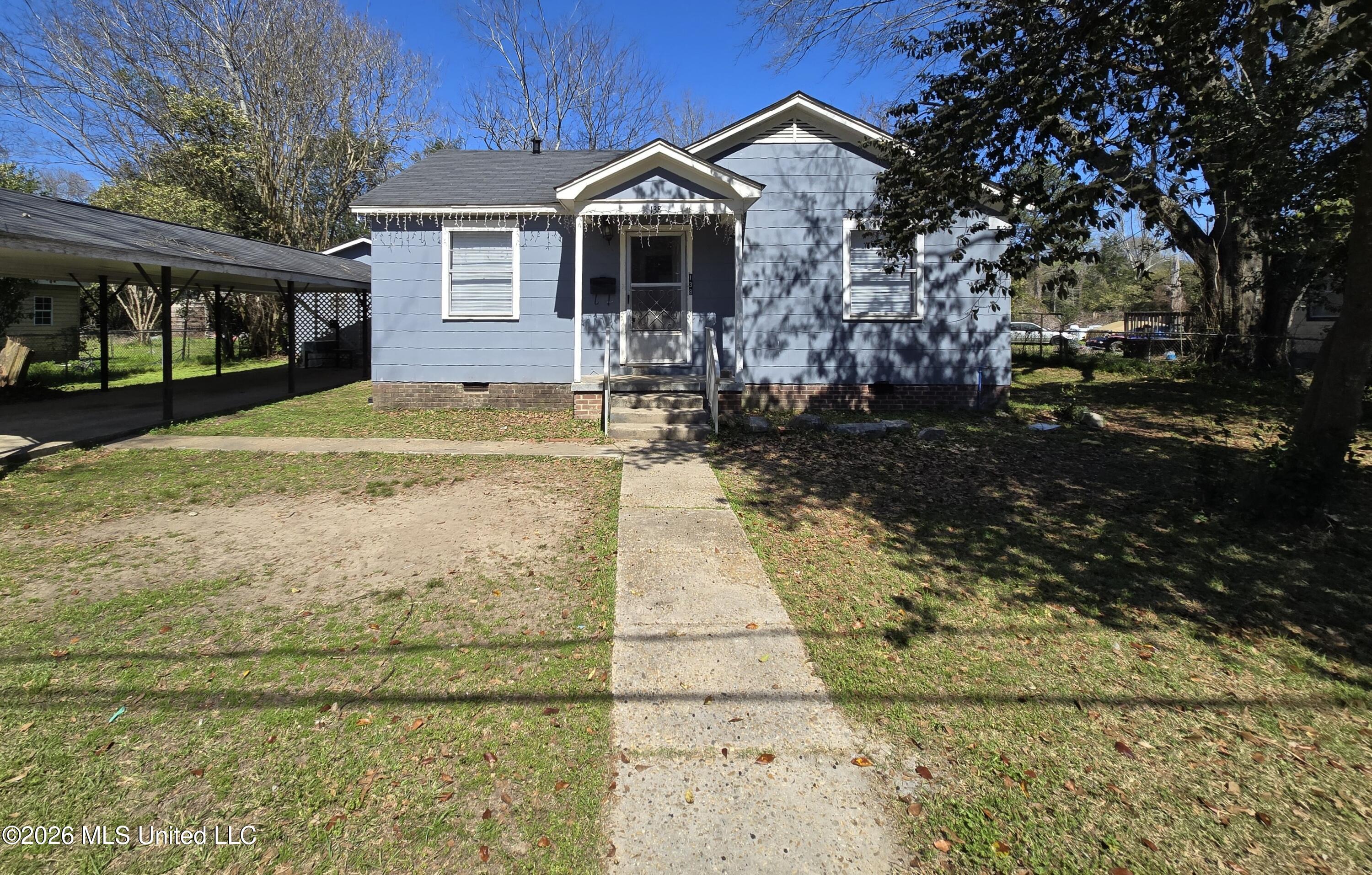 138 W Cherry Drive Property Photo 1
