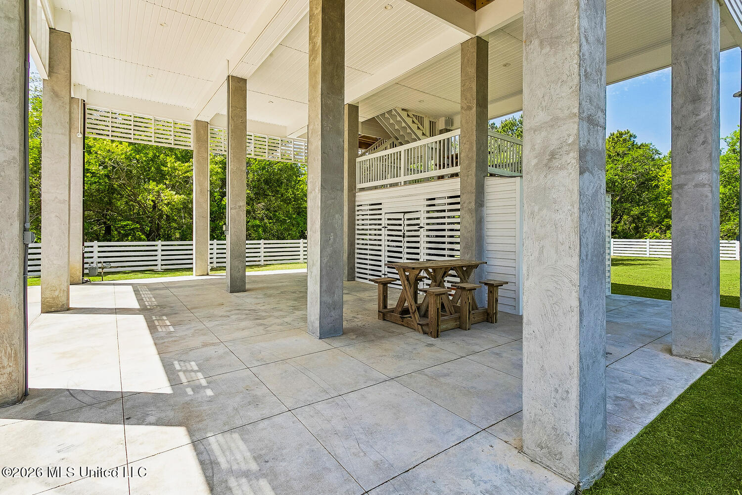 1526 Dunbar Avenue Property Photo 3