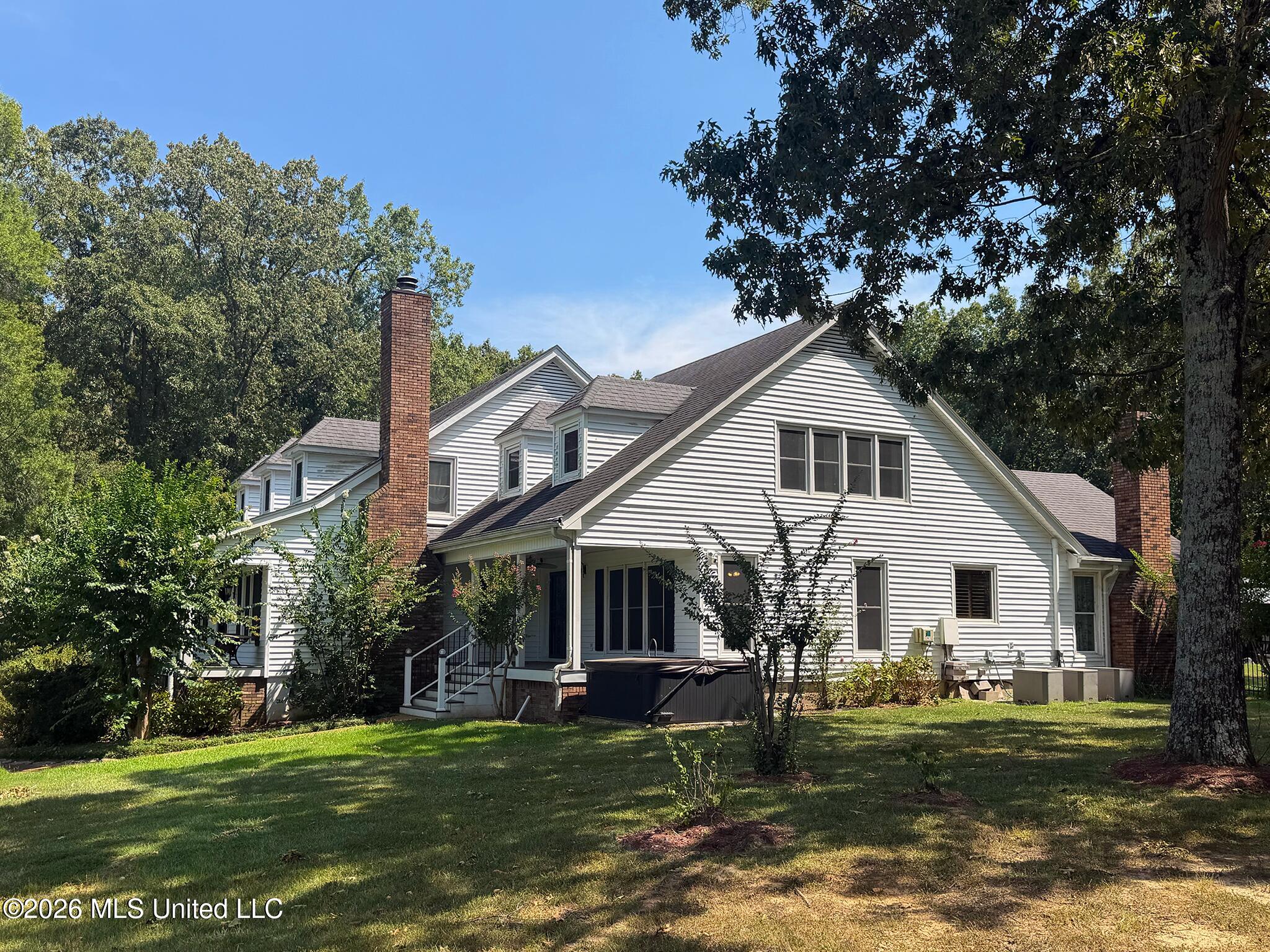 1765 Nottingham Drive Property Photo 4