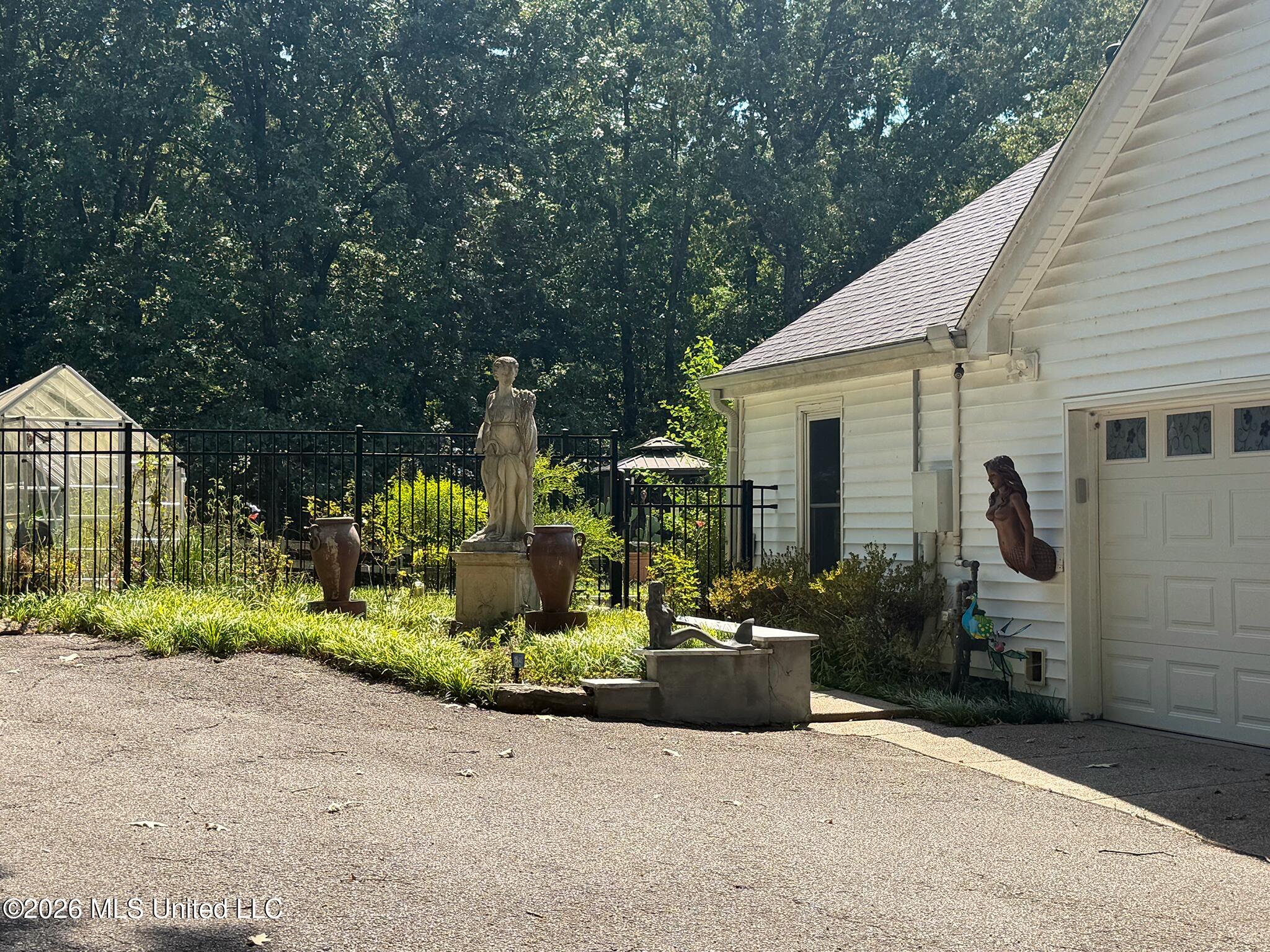 1765 Nottingham Drive Property Photo 37