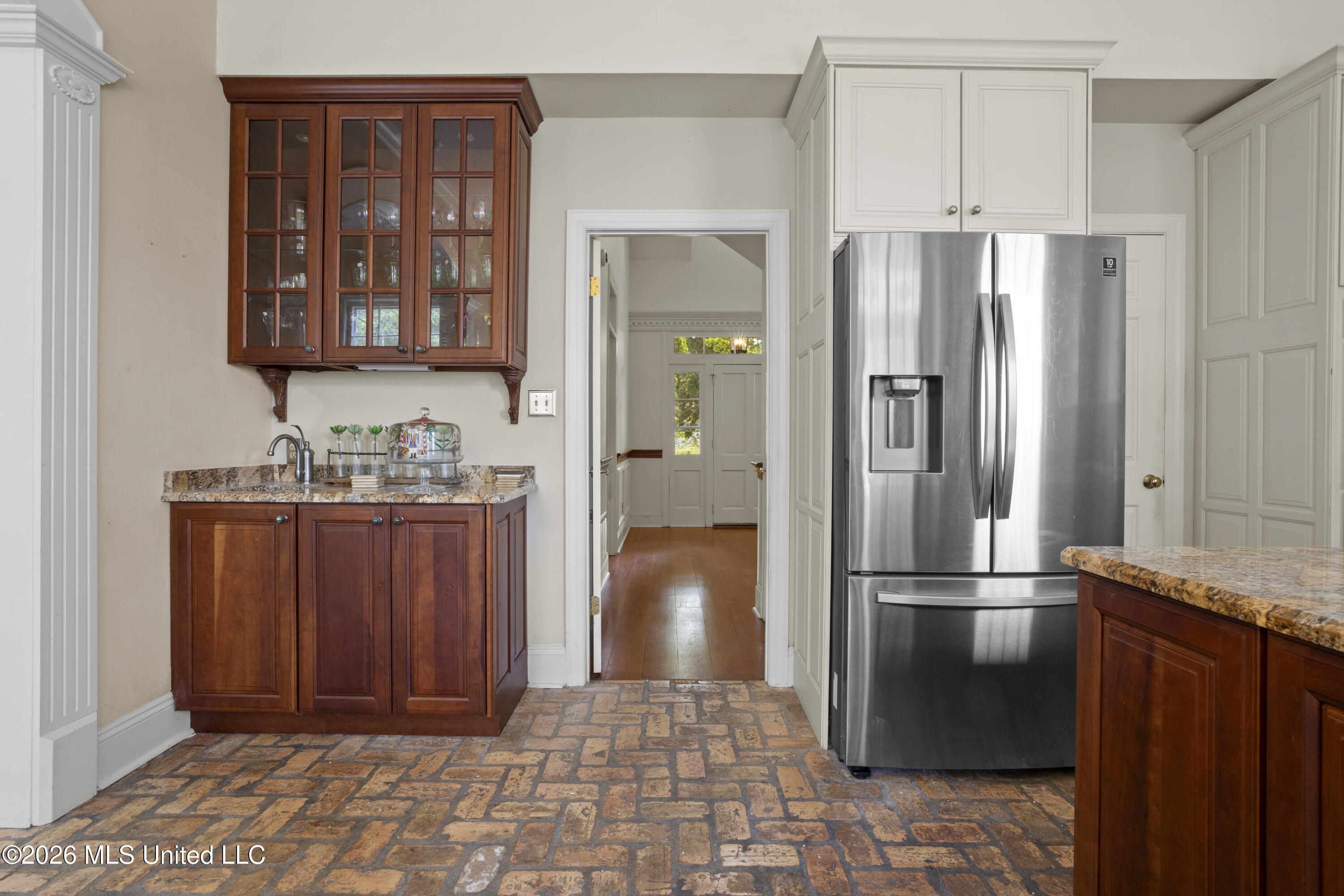 813 Harbor Lane Property Photo 28