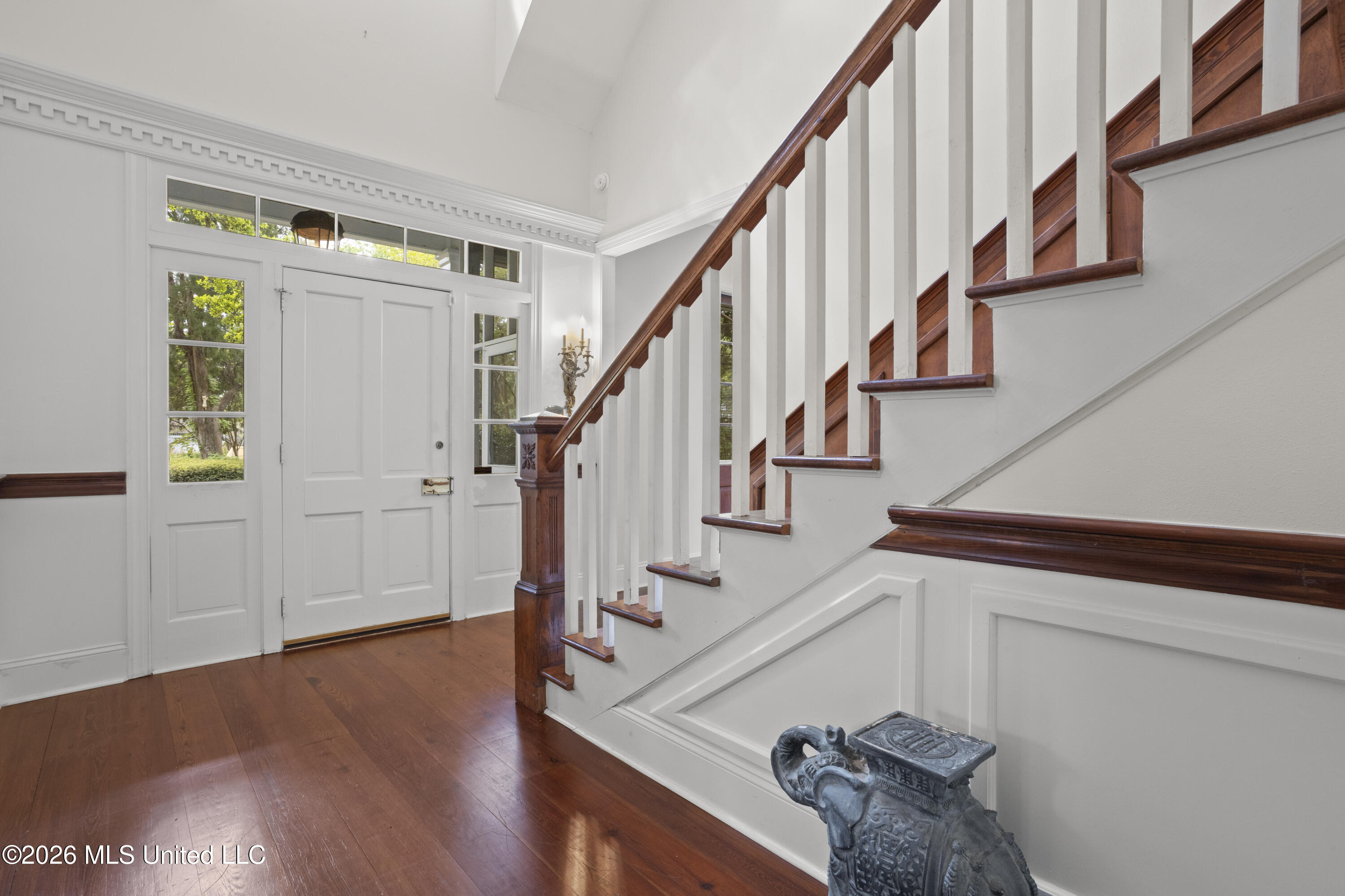813 Harbor Lane Property Photo 29