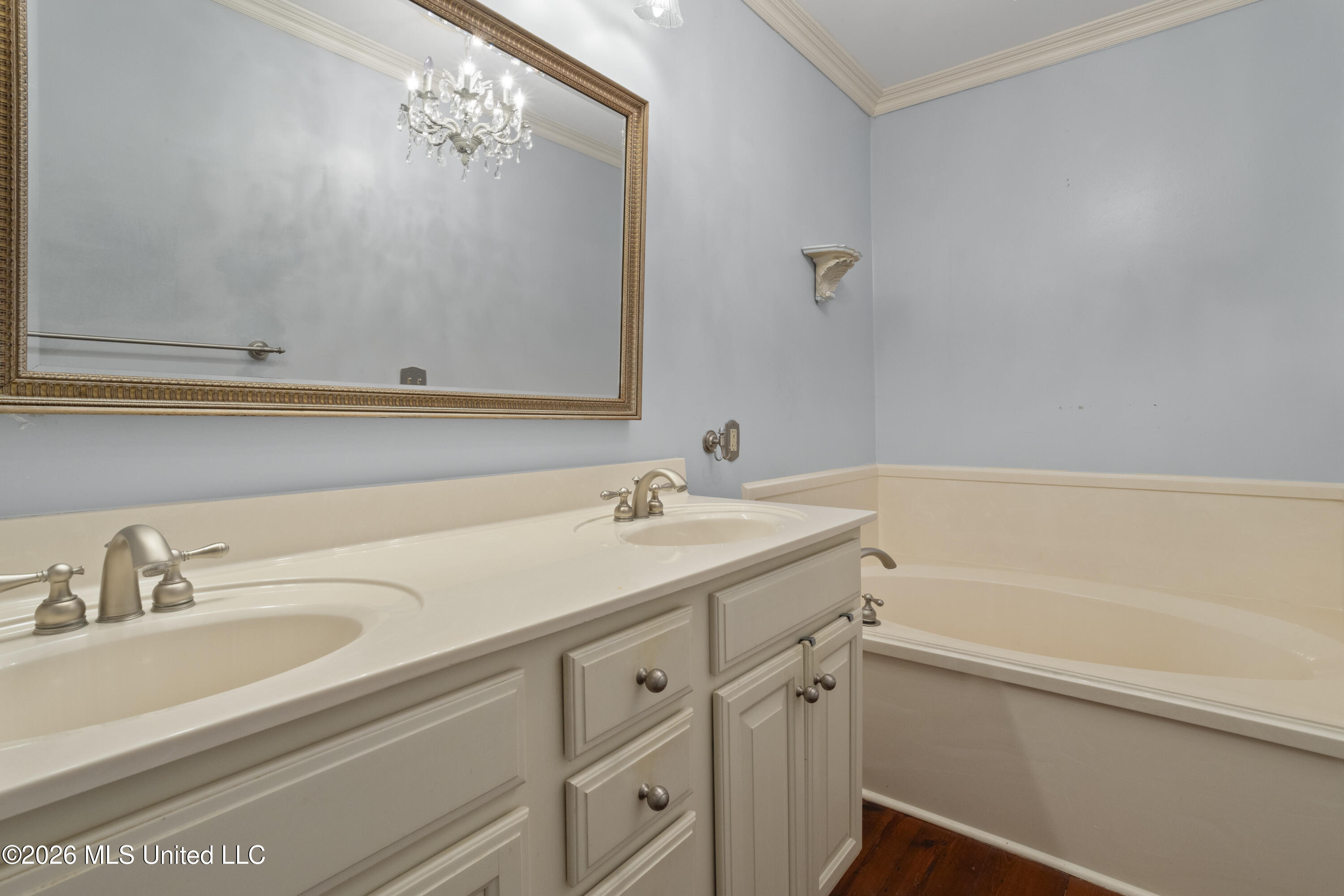 813 Harbor Lane Property Photo 33