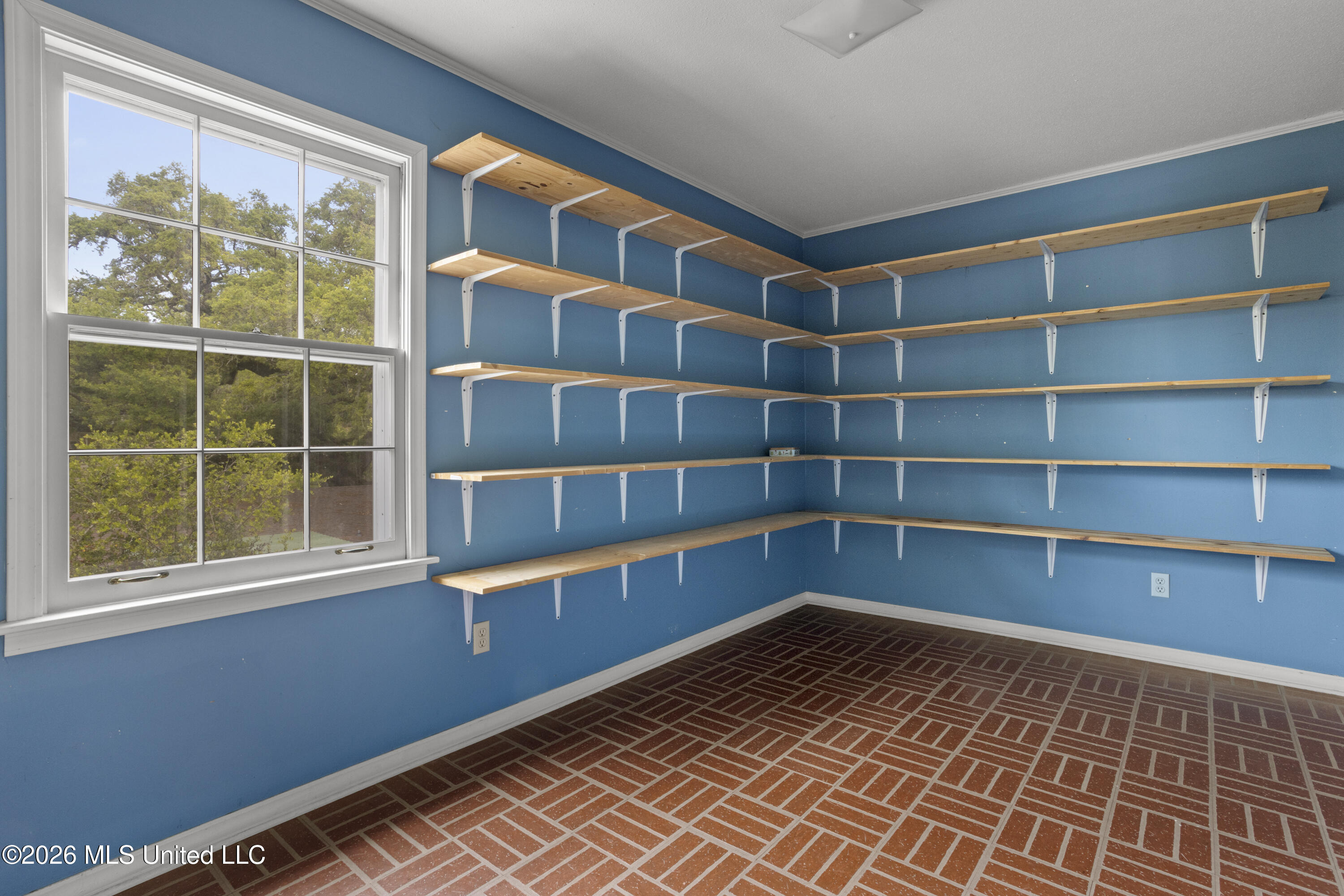 813 Harbor Lane Property Photo 42